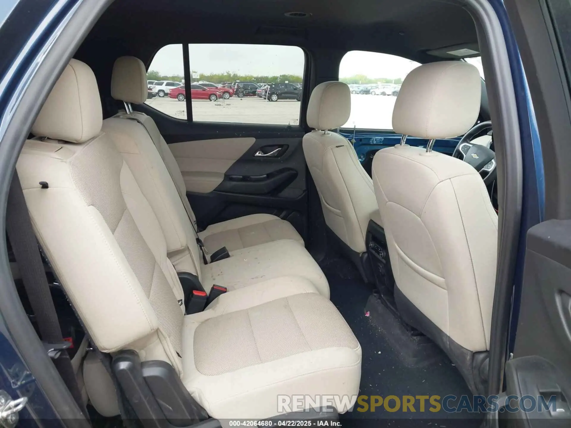 8 Photograph of a damaged car 1GNERFKW6PJ221839 CHEVROLET TRAVERSE 2023