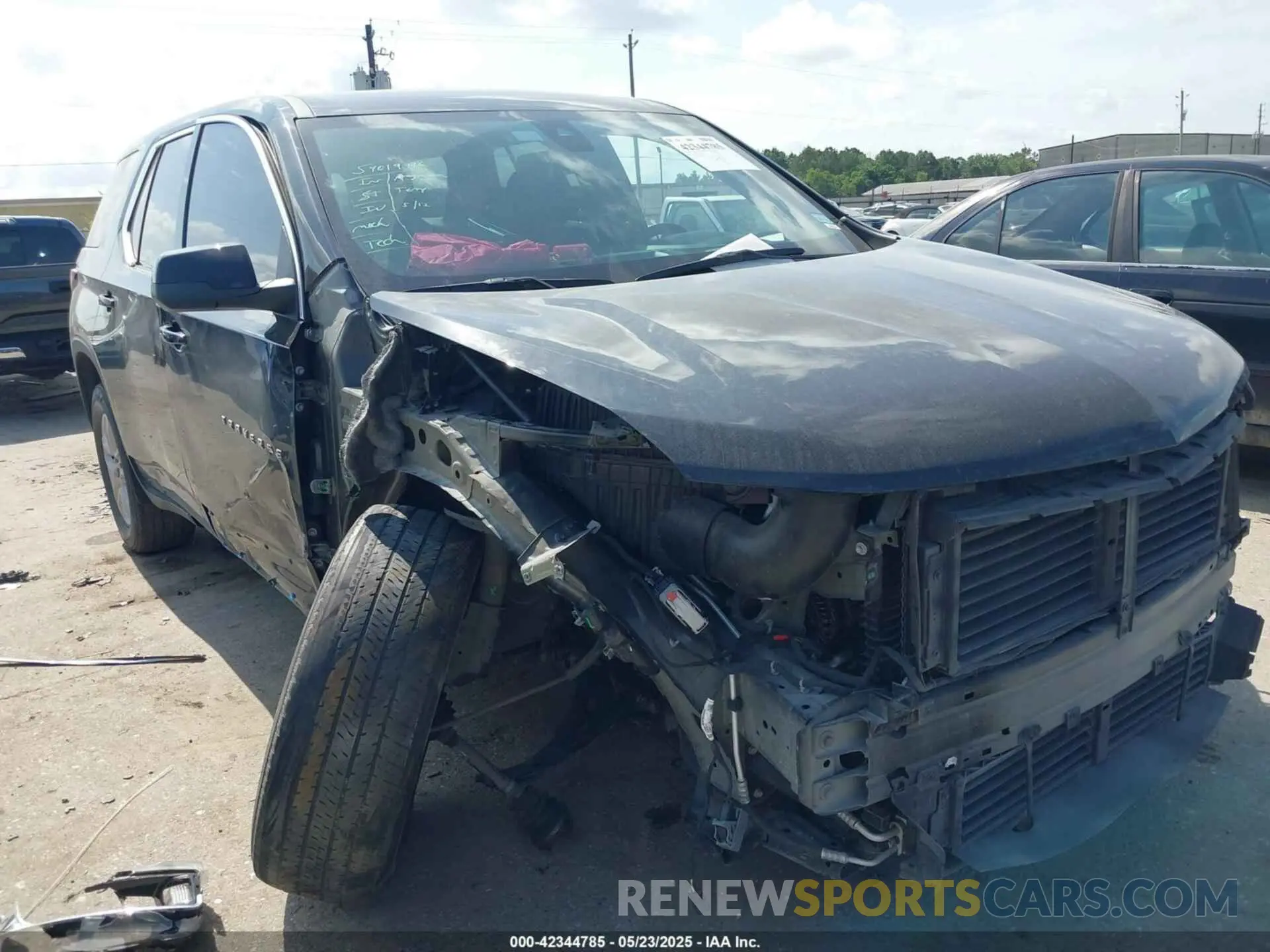 1 Photograph of a damaged car 1GNERFKW6PJ282799 CHEVROLET TRAVERSE 2023