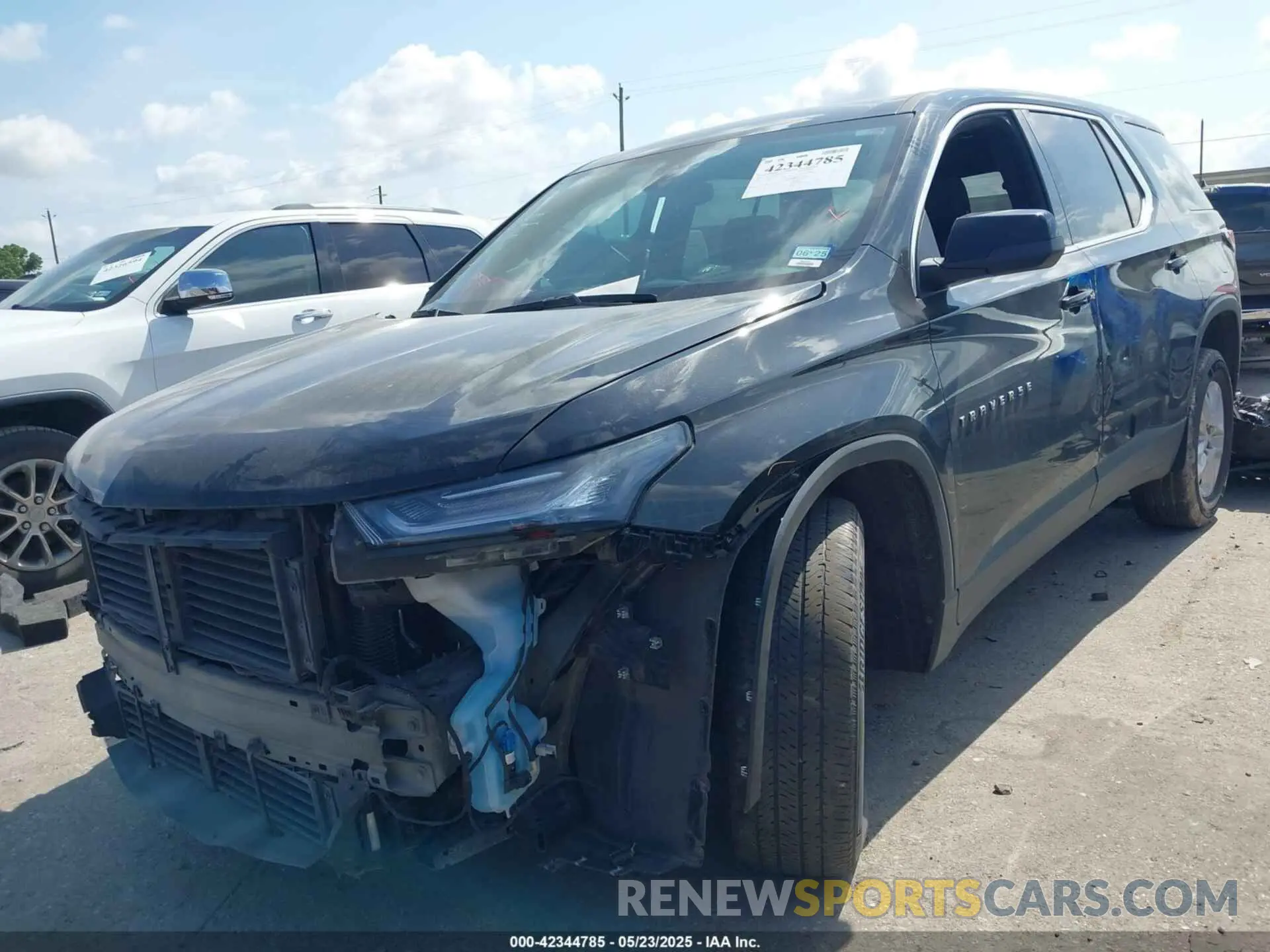 2 Photograph of a damaged car 1GNERFKW6PJ282799 CHEVROLET TRAVERSE 2023