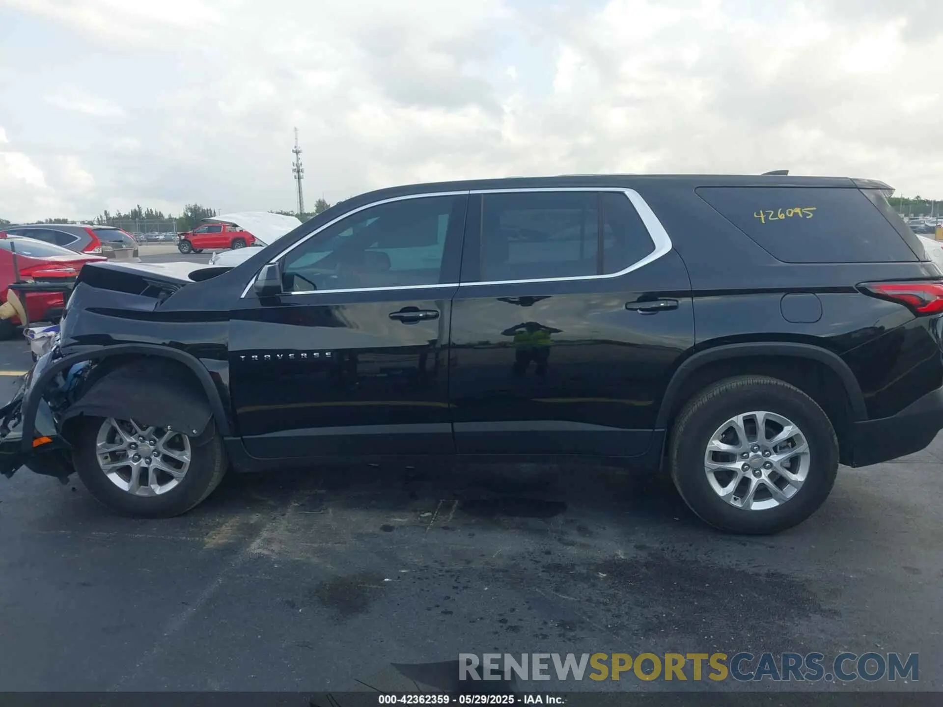 14 Photograph of a damaged car 1GNERFKW6PJ331614 CHEVROLET TRAVERSE 2023