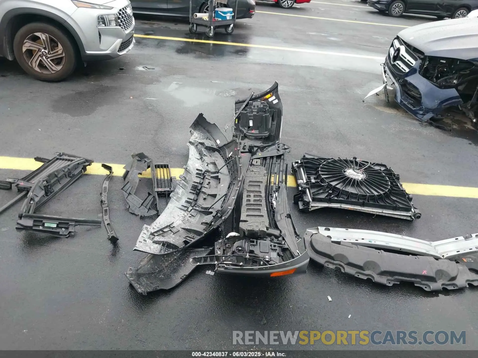 12 Photograph of a damaged car 1GNERFKW6PJ340667 CHEVROLET TRAVERSE 2023