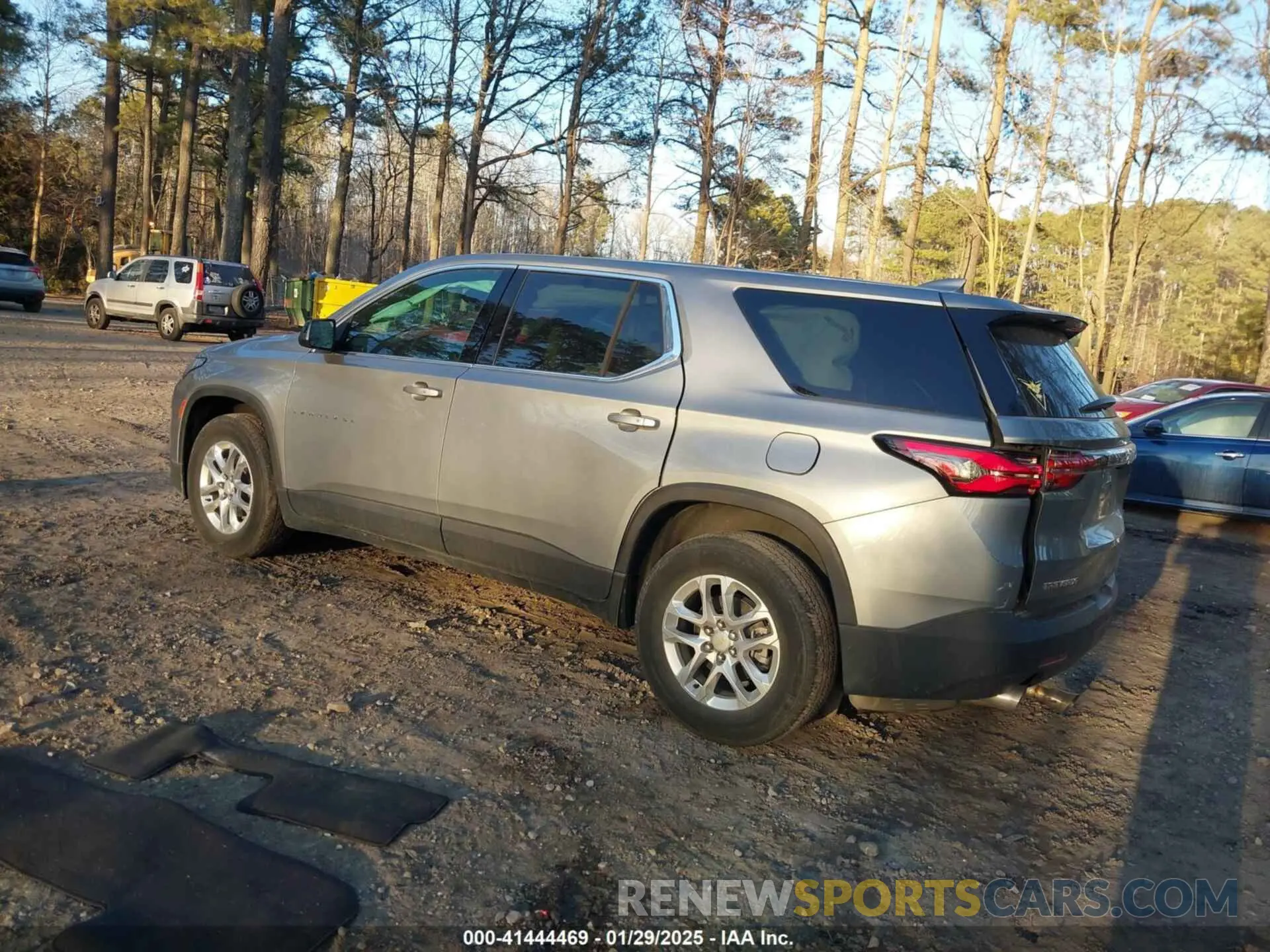 3 Photograph of a damaged car 1GNERFKW7PJ135438 CHEVROLET TRAVERSE 2023
