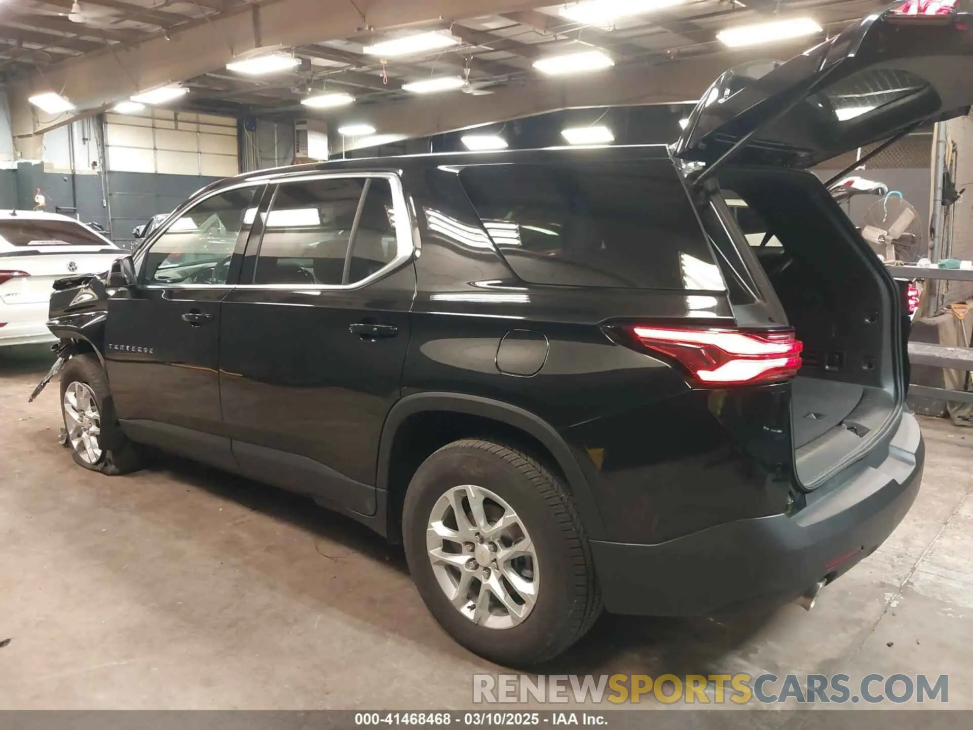 3 Photograph of a damaged car 1GNERFKW7PJ280480 CHEVROLET TRAVERSE 2023
