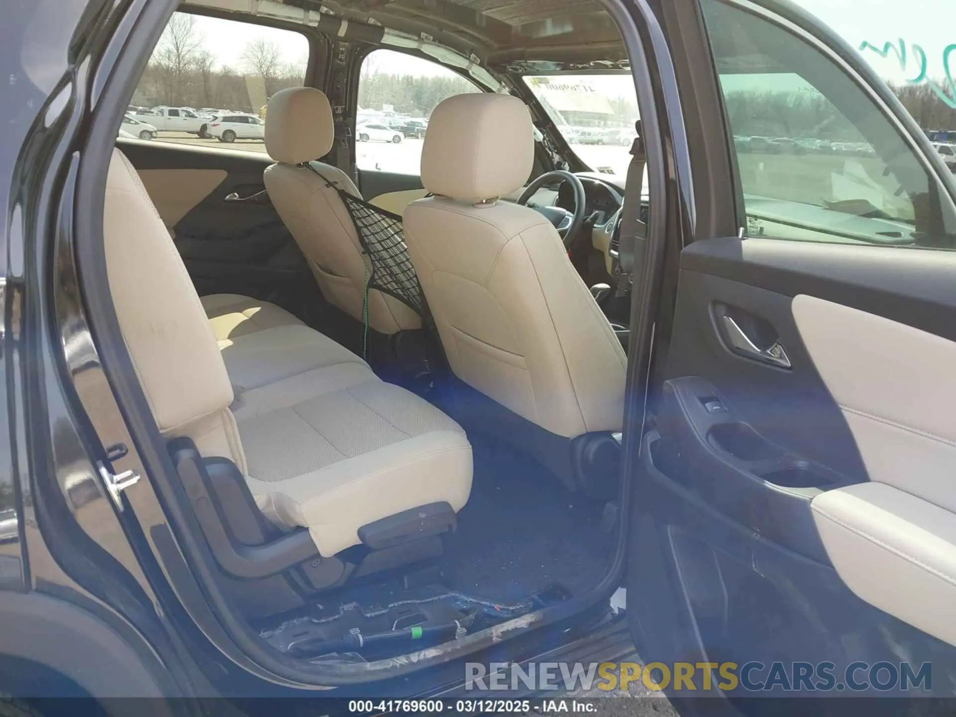 8 Photograph of a damaged car 1GNERFKW7PJ327409 CHEVROLET TRAVERSE 2023