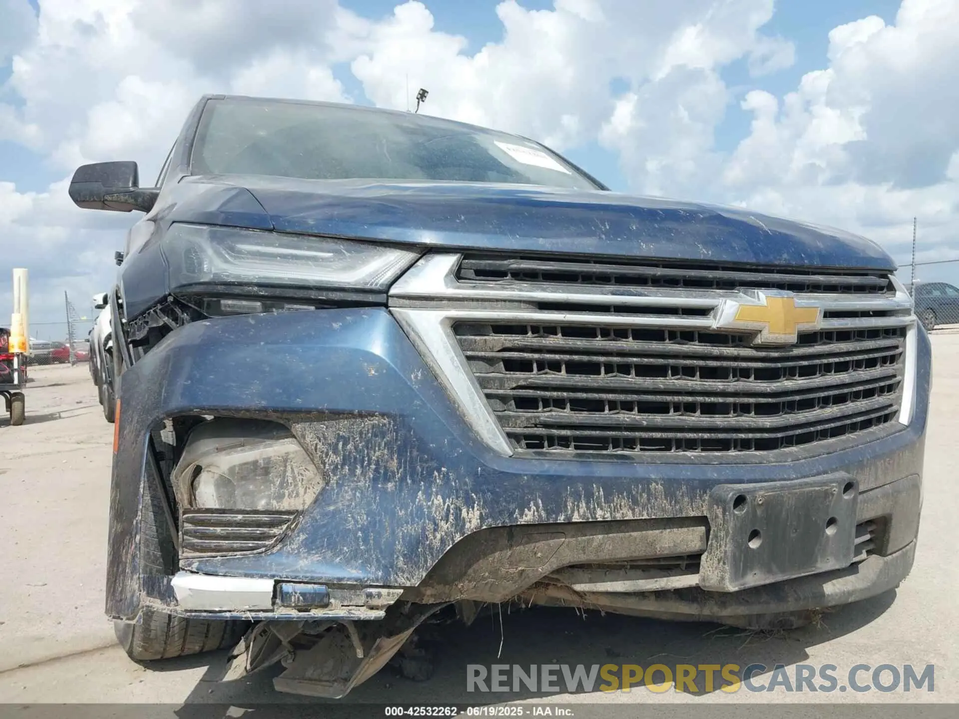 6 Photograph of a damaged car 1GNERFKW8PJ226038 CHEVROLET TRAVERSE 2023