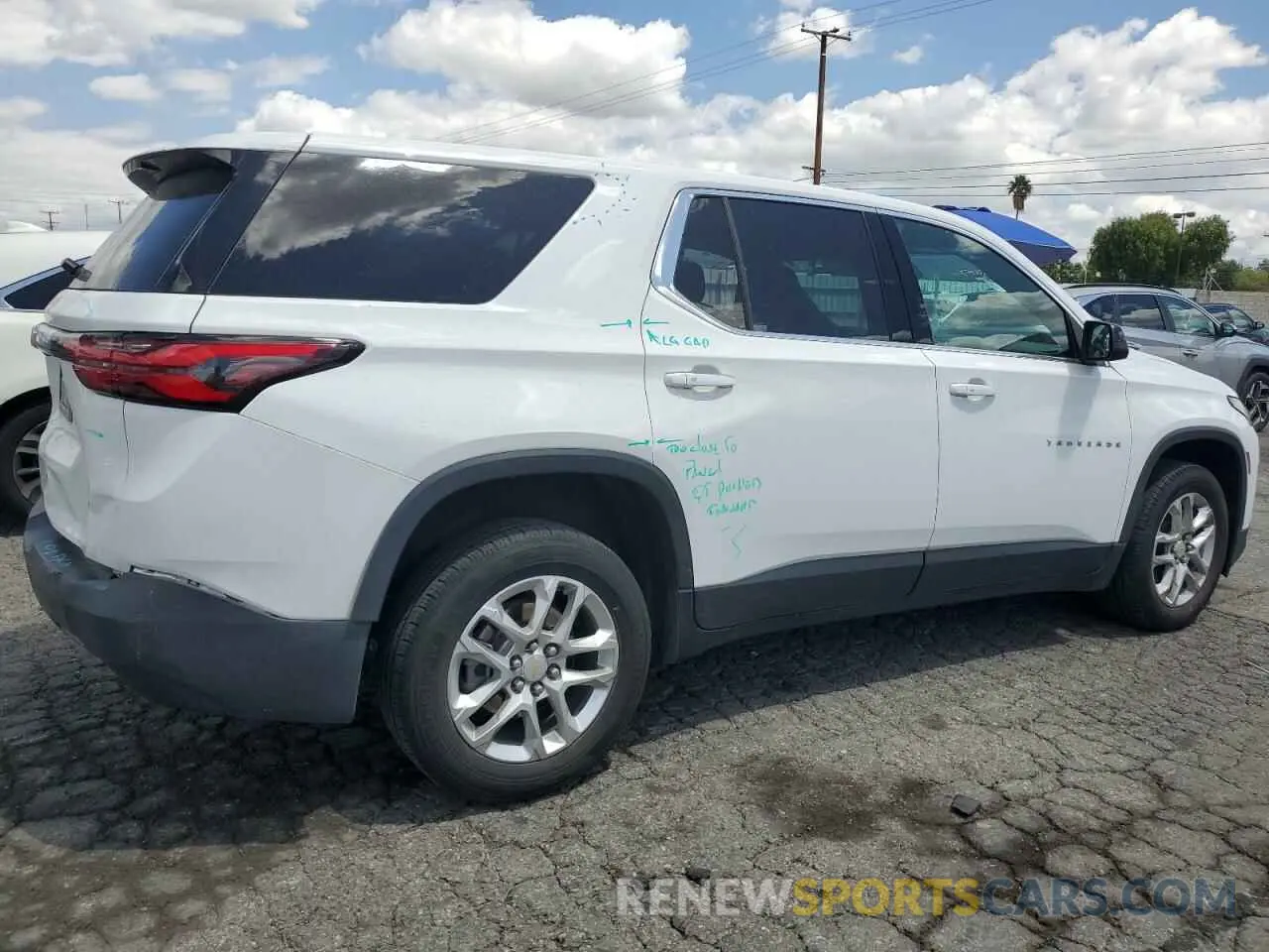 3 Photograph of a damaged car 1GNERFKW9PJ140561 CHEVROLET TRAVERSE 2023