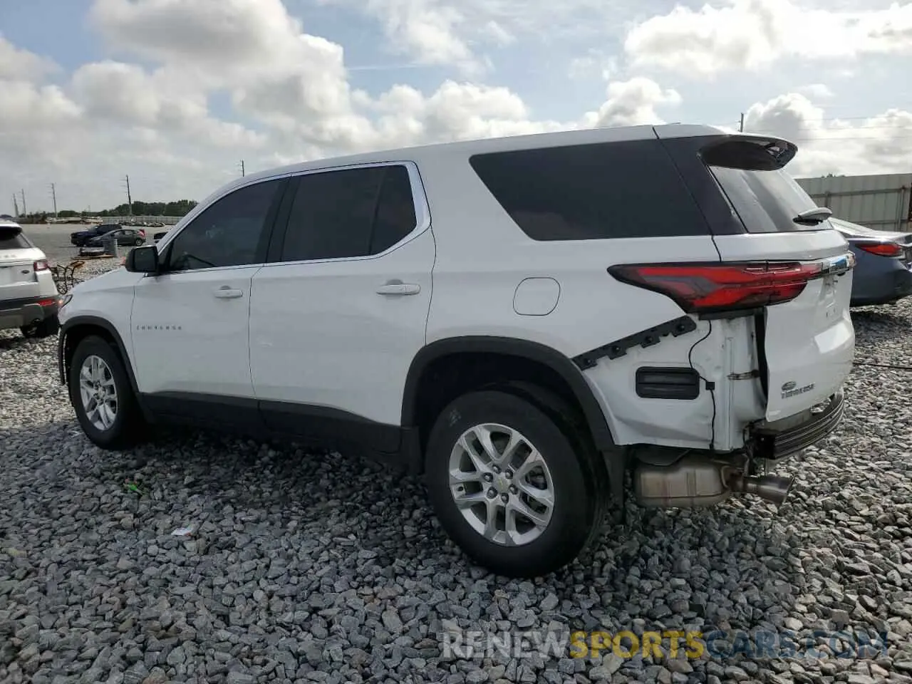 2 Photograph of a damaged car 1GNERFKWXPJ177179 CHEVROLET TRAVERSE 2023