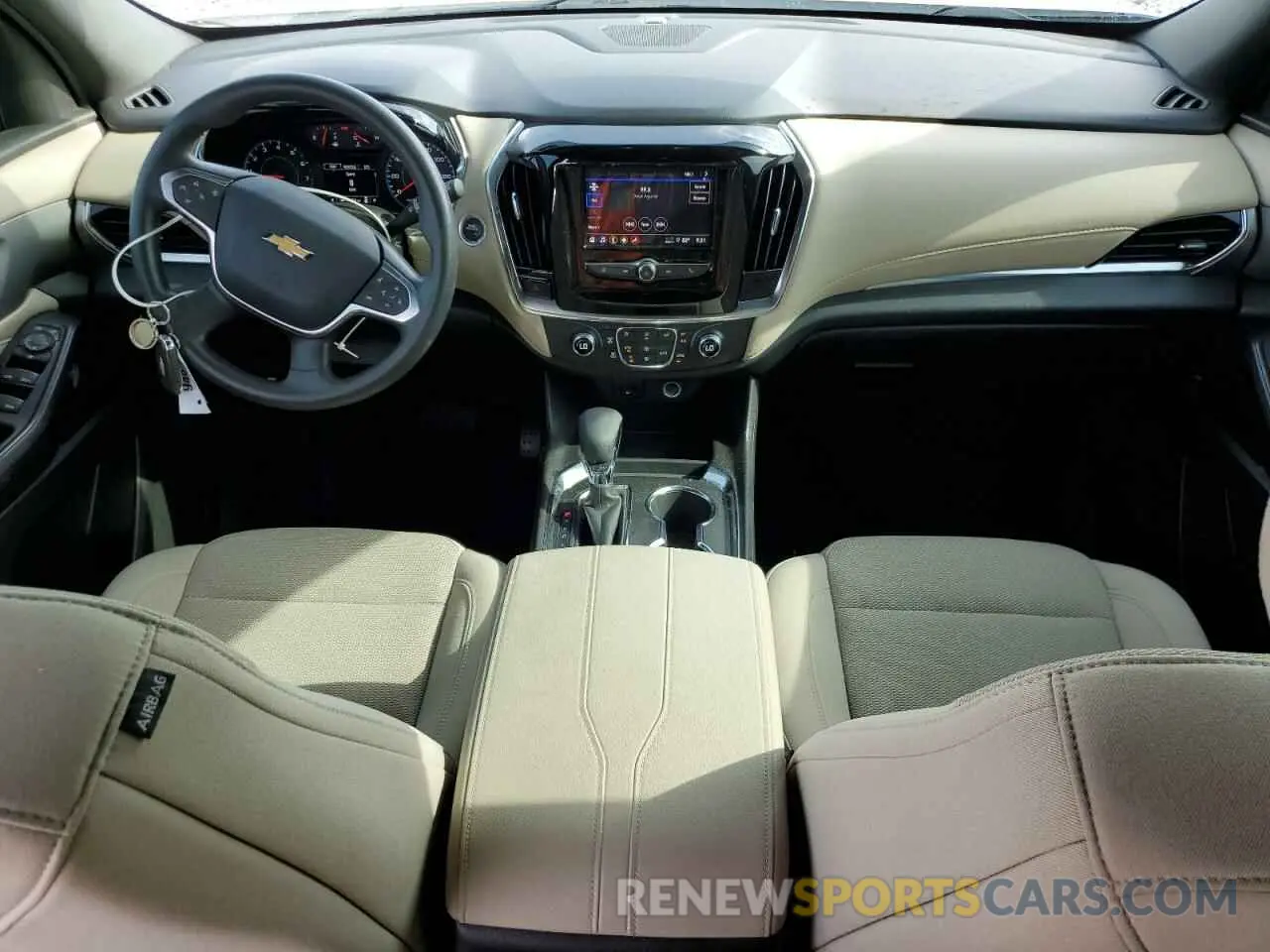 8 Photograph of a damaged car 1GNERFKWXPJ177179 CHEVROLET TRAVERSE 2023