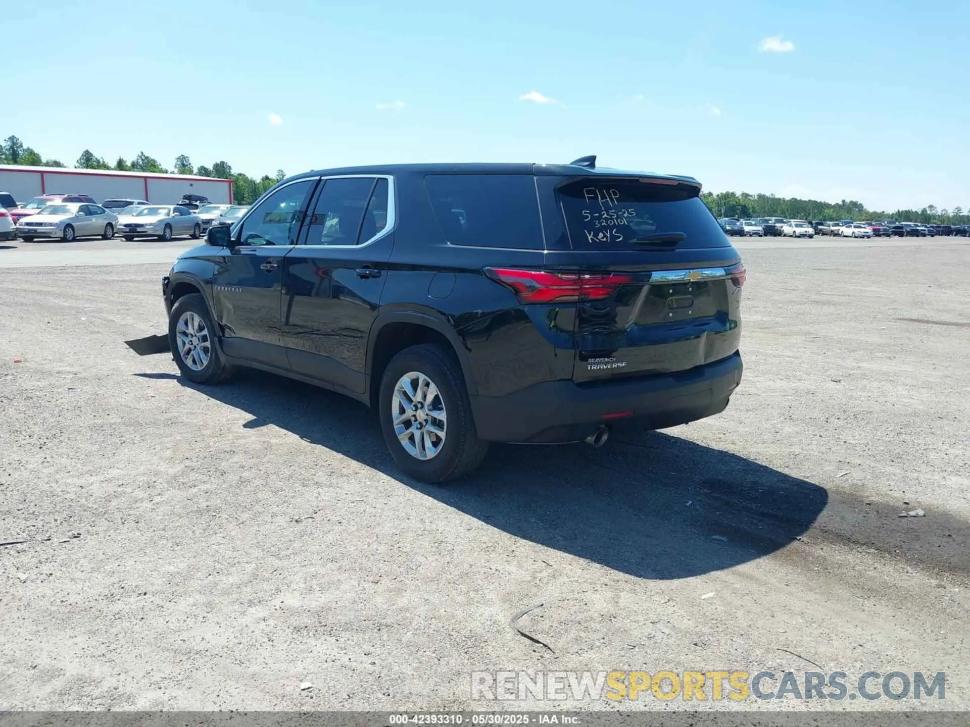 3 Photograph of a damaged car 1GNERFKWXPJ320101 CHEVROLET TRAVERSE 2023