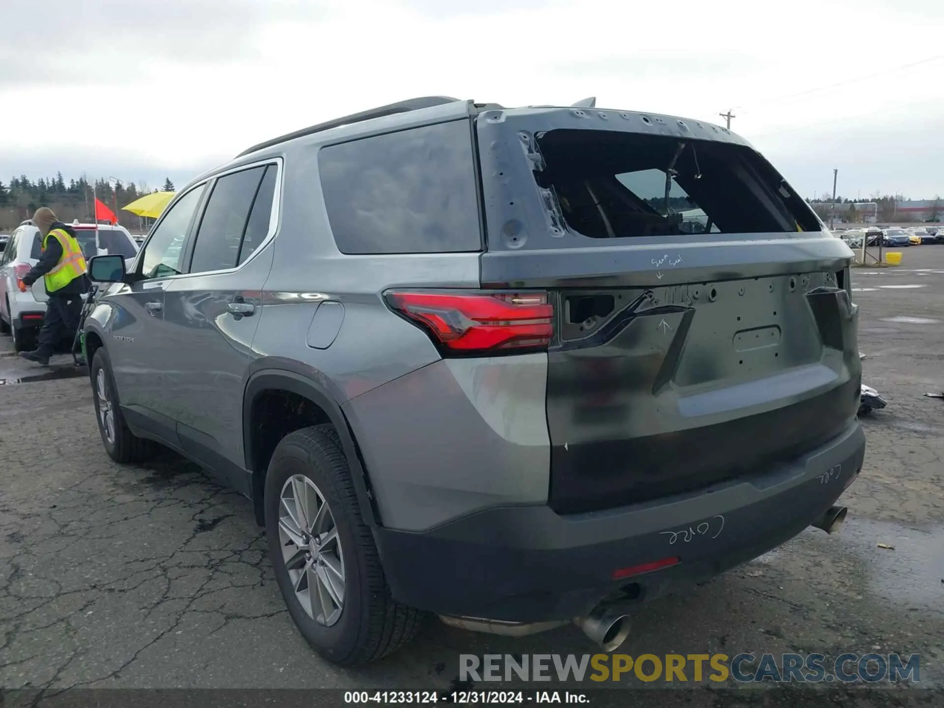 3 Photograph of a damaged car 1GNERGKW0PJ339312 CHEVROLET TRAVERSE 2023