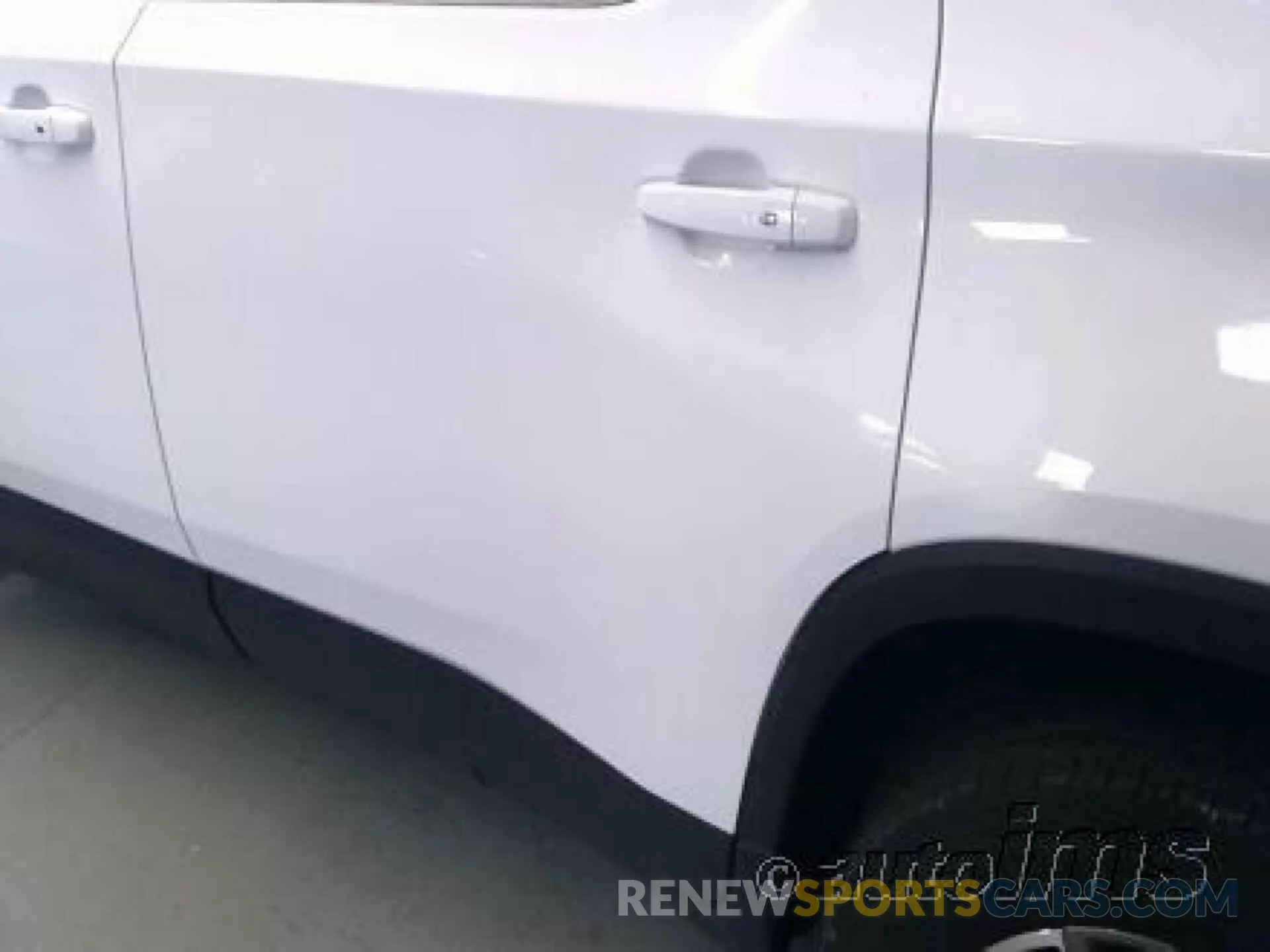 11 Photograph of a damaged car 1GNERGKW1PJ255404 CHEVROLET TRAVERSE 2023
