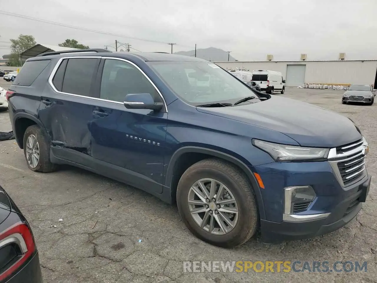 4 Photograph of a damaged car 1GNERGKW2PJ305095 CHEVROLET TRAVERSE 2023