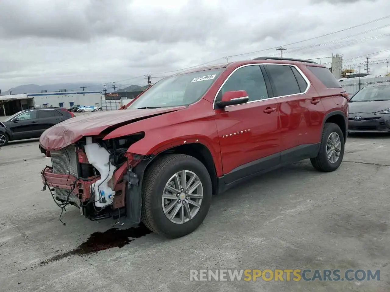 1 Photograph of a damaged car 1GNERGKW2PJ315934 CHEVROLET TRAVERSE 2023