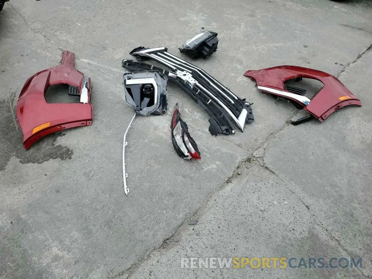 13 Photograph of a damaged car 1GNERGKW2PJ315934 CHEVROLET TRAVERSE 2023