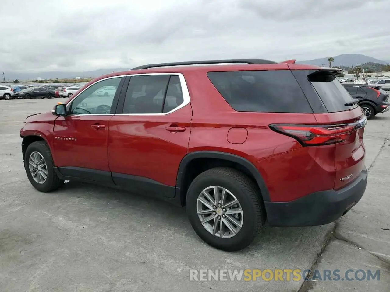 2 Photograph of a damaged car 1GNERGKW2PJ315934 CHEVROLET TRAVERSE 2023