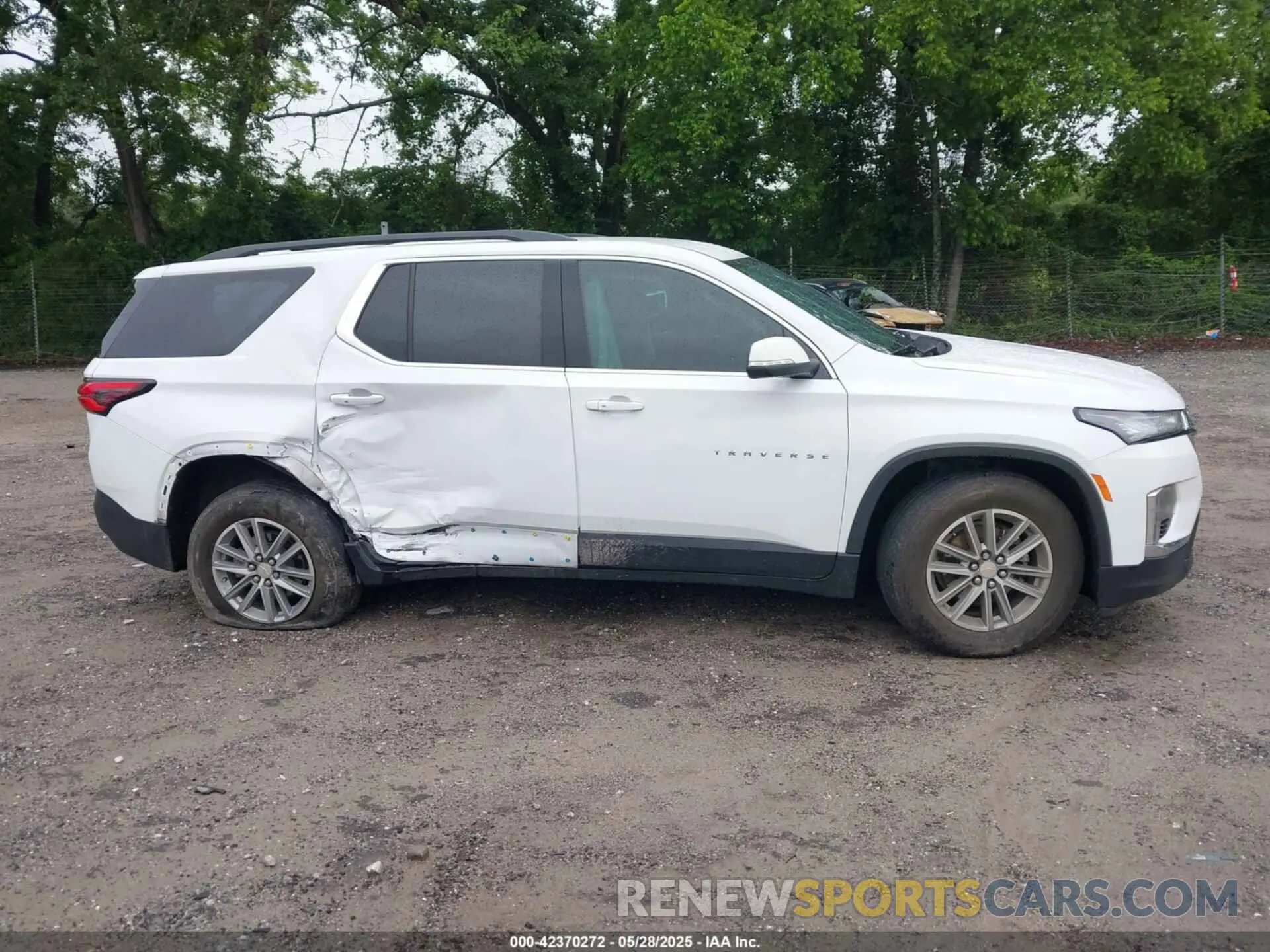 13 Photograph of a damaged car 1GNERGKW2PJ325718 CHEVROLET TRAVERSE 2023
