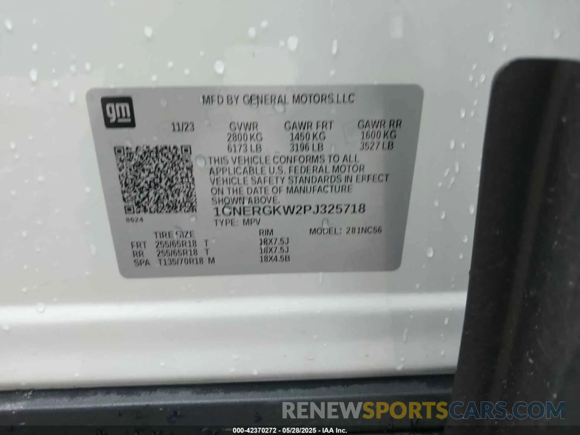 9 Photograph of a damaged car 1GNERGKW2PJ325718 CHEVROLET TRAVERSE 2023