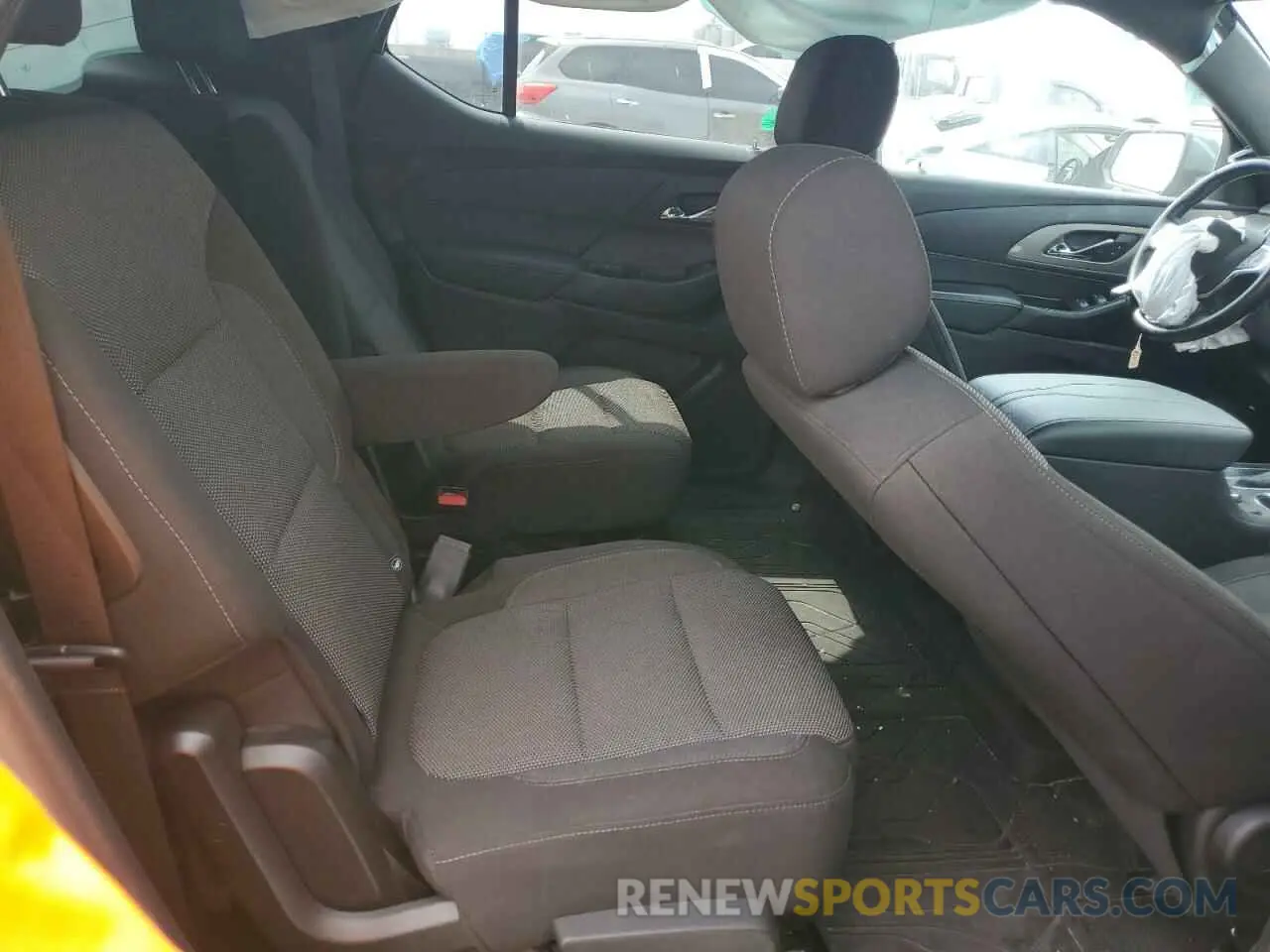 11 Photograph of a damaged car 1GNERGKW3PJ108498 CHEVROLET TRAVERSE 2023