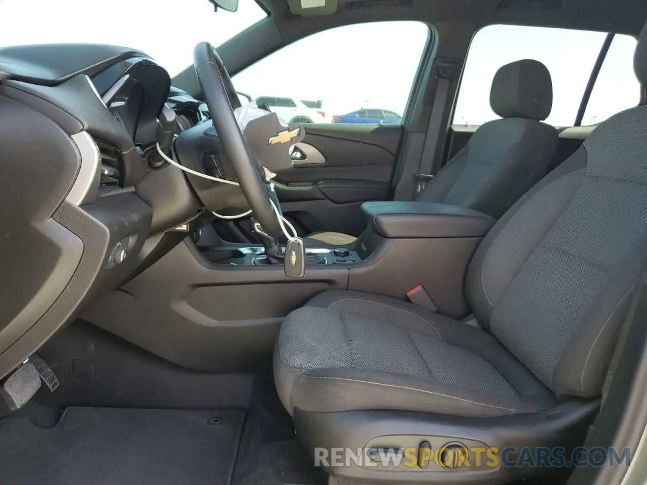 7 Photograph of a damaged car 1GNERGKW3PJ126354 CHEVROLET TRAVERSE 2023