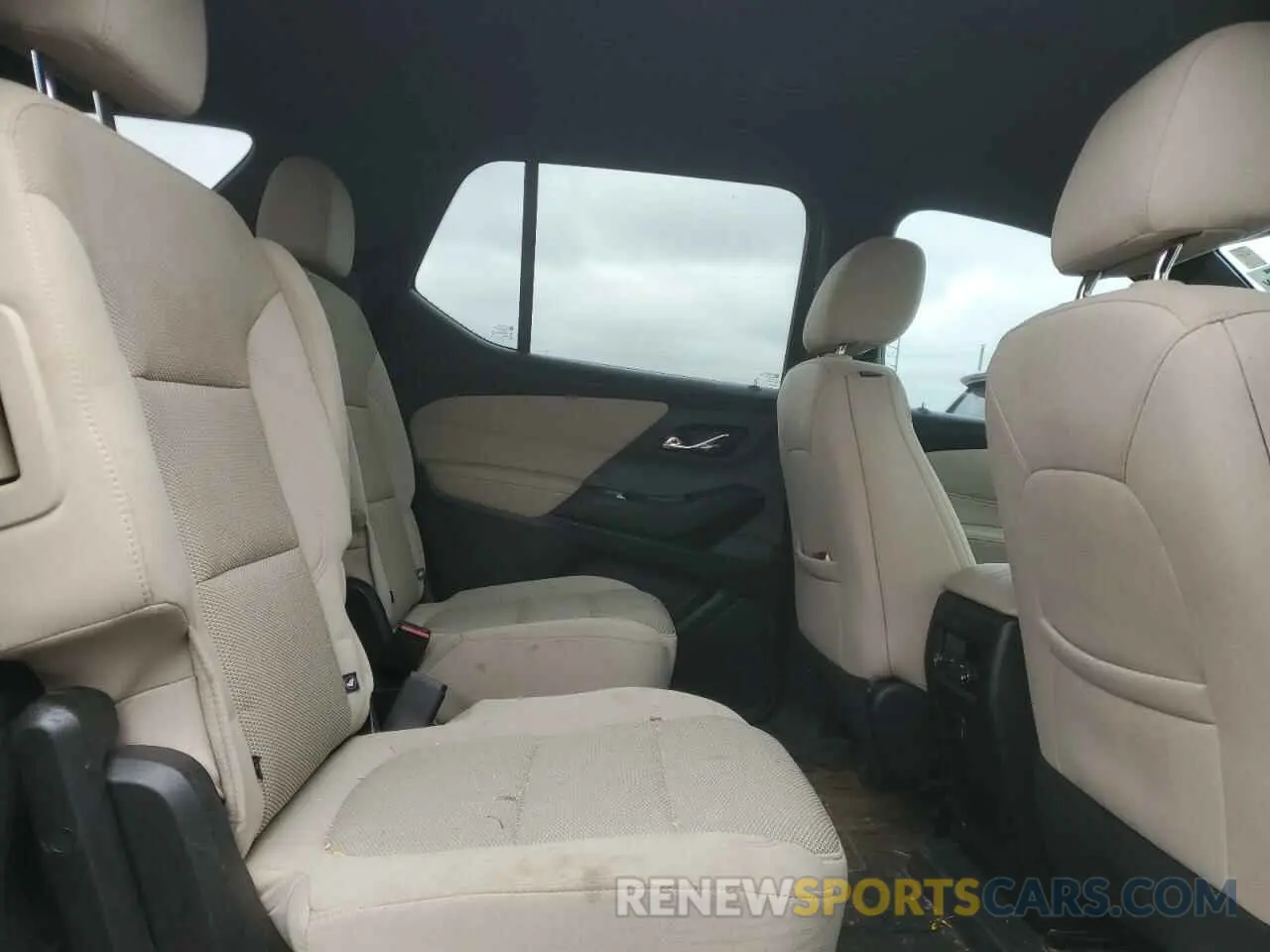11 Photograph of a damaged car 1GNERGKW3PJ305154 CHEVROLET TRAVERSE 2023