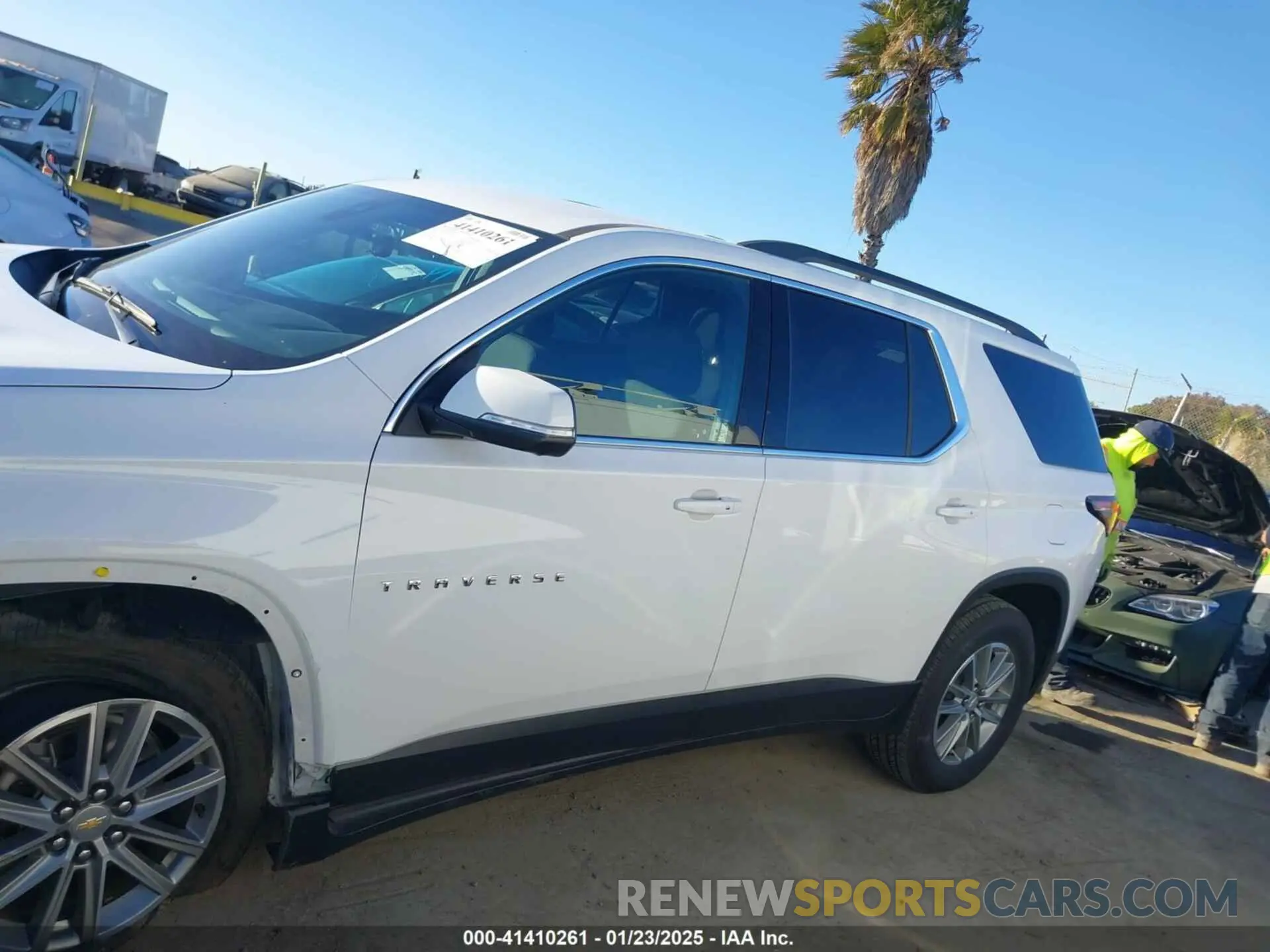 14 Photograph of a damaged car 1GNERGKW4PJ235325 CHEVROLET TRAVERSE 2023