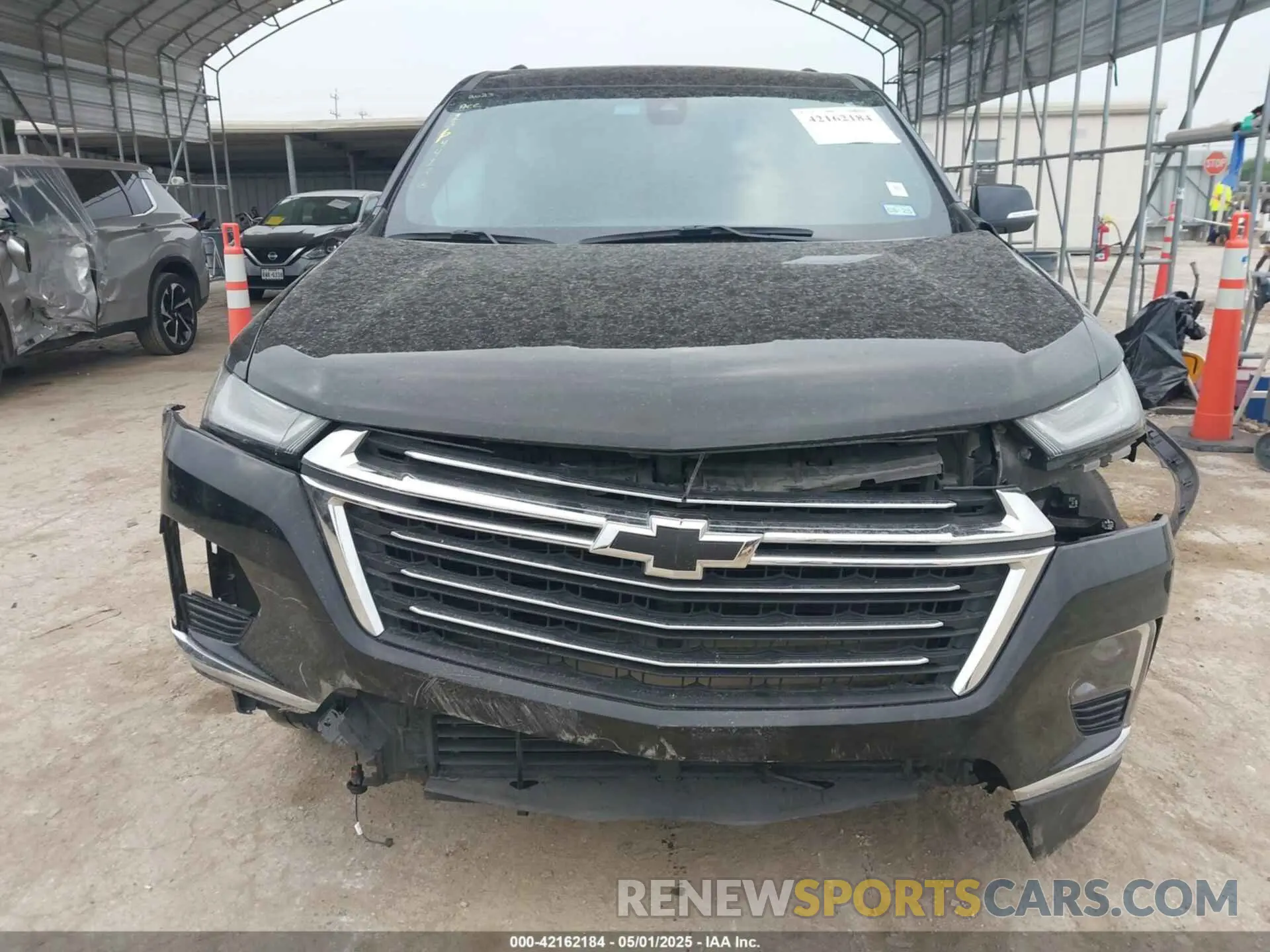 13 Photograph of a damaged car 1GNERGKW4PJ303672 CHEVROLET TRAVERSE 2023