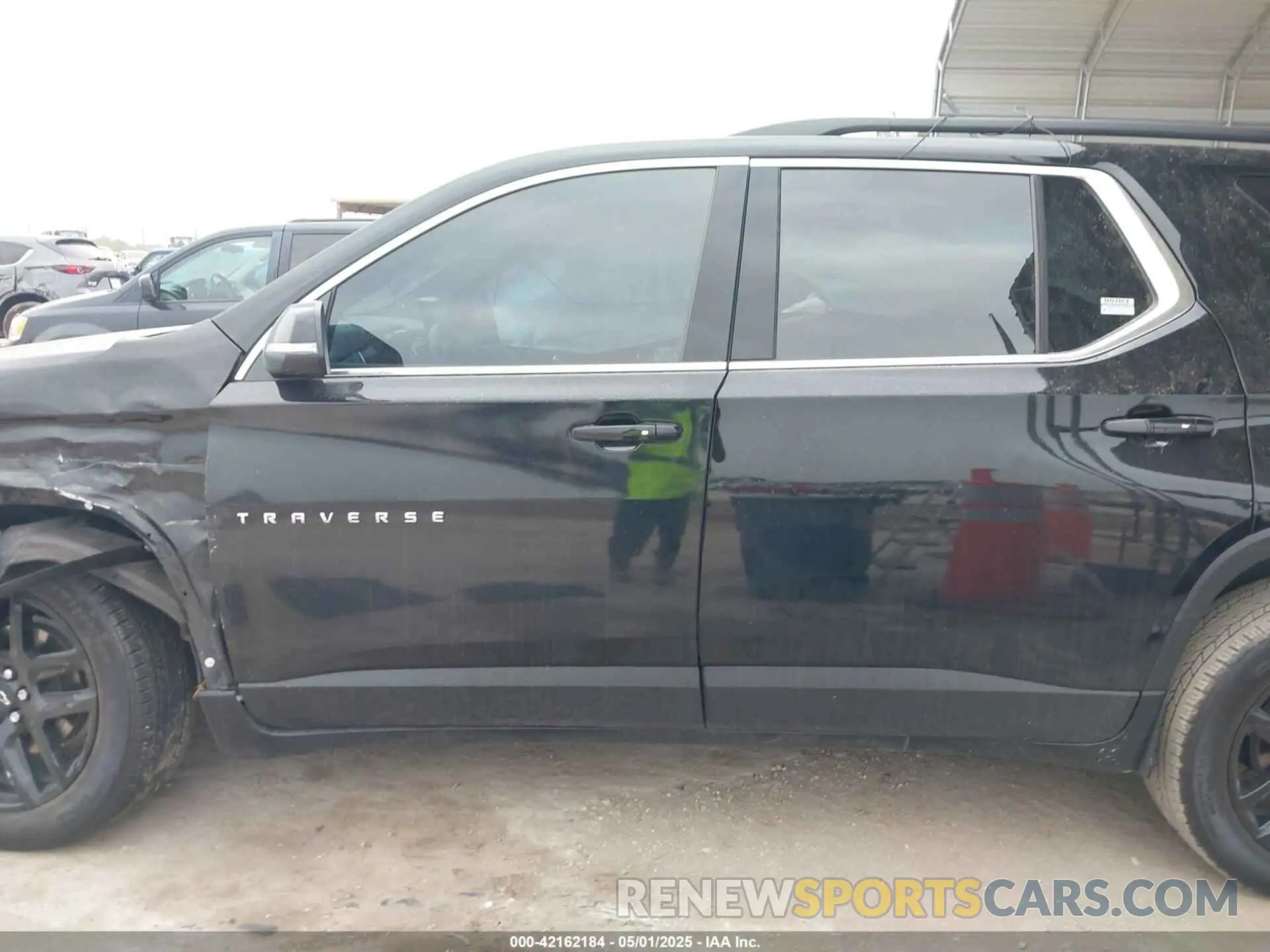 15 Photograph of a damaged car 1GNERGKW4PJ303672 CHEVROLET TRAVERSE 2023