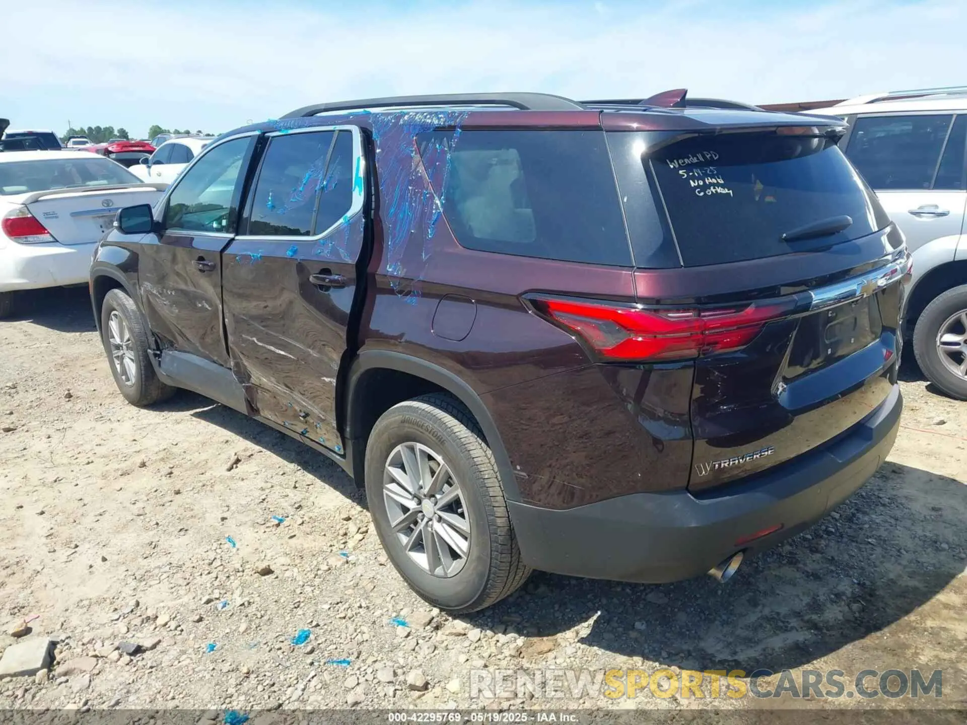 3 Photograph of a damaged car 1GNERGKW5PJ146637 CHEVROLET TRAVERSE 2023