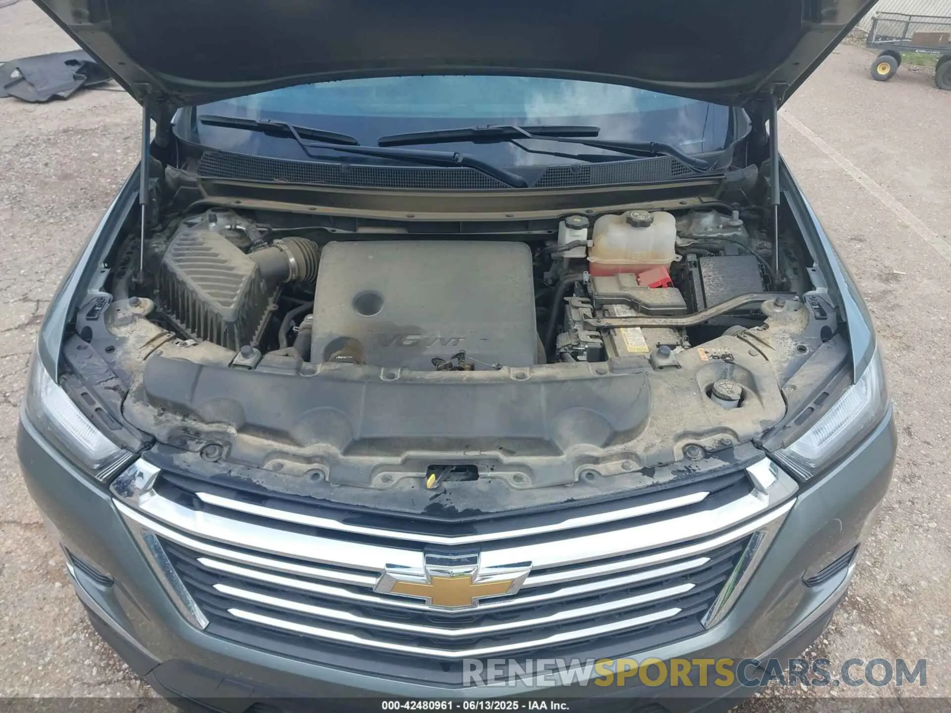 10 Photograph of a damaged car 1GNERGKW5PJ181145 CHEVROLET TRAVERSE 2023