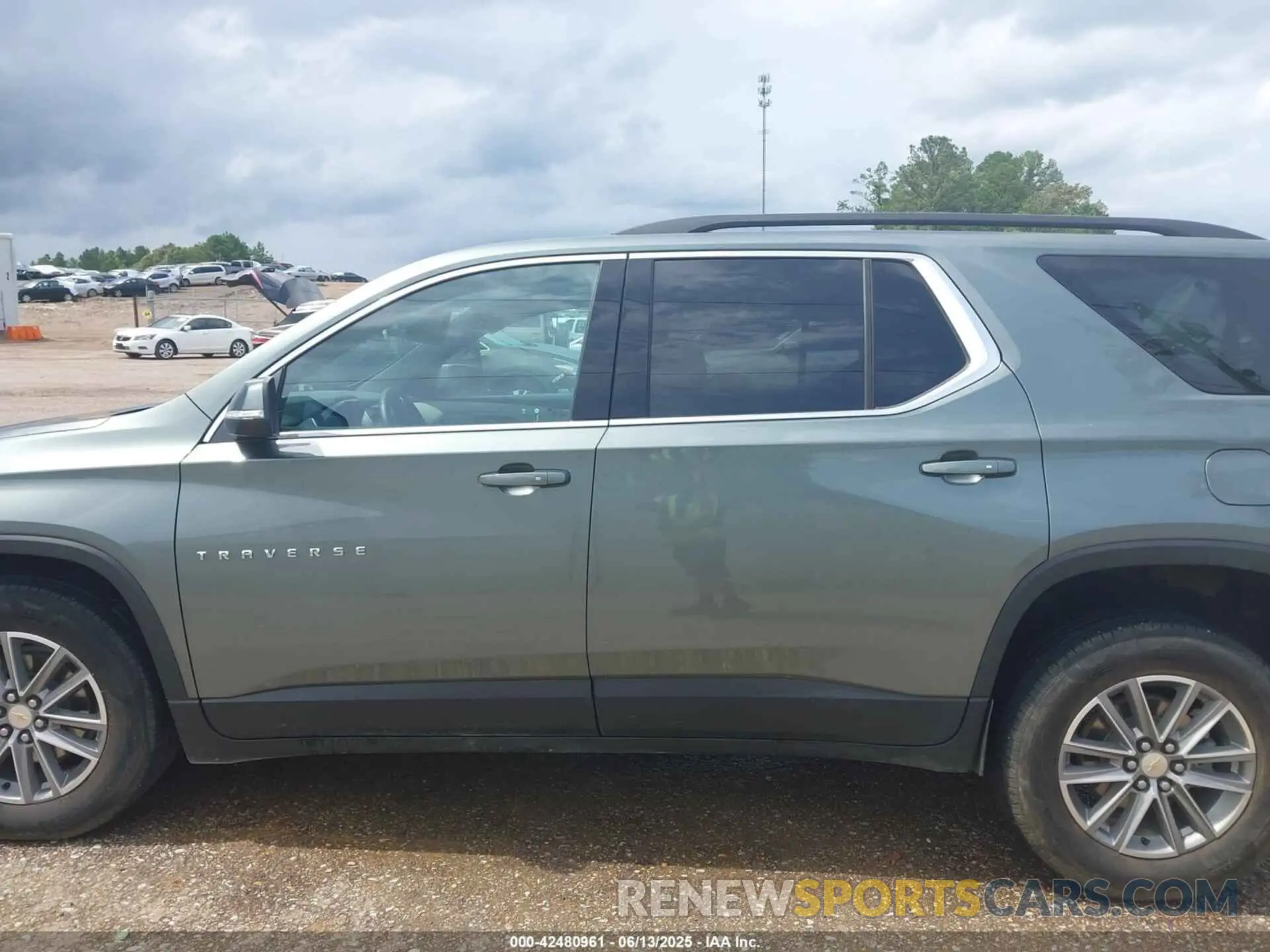 14 Photograph of a damaged car 1GNERGKW5PJ181145 CHEVROLET TRAVERSE 2023