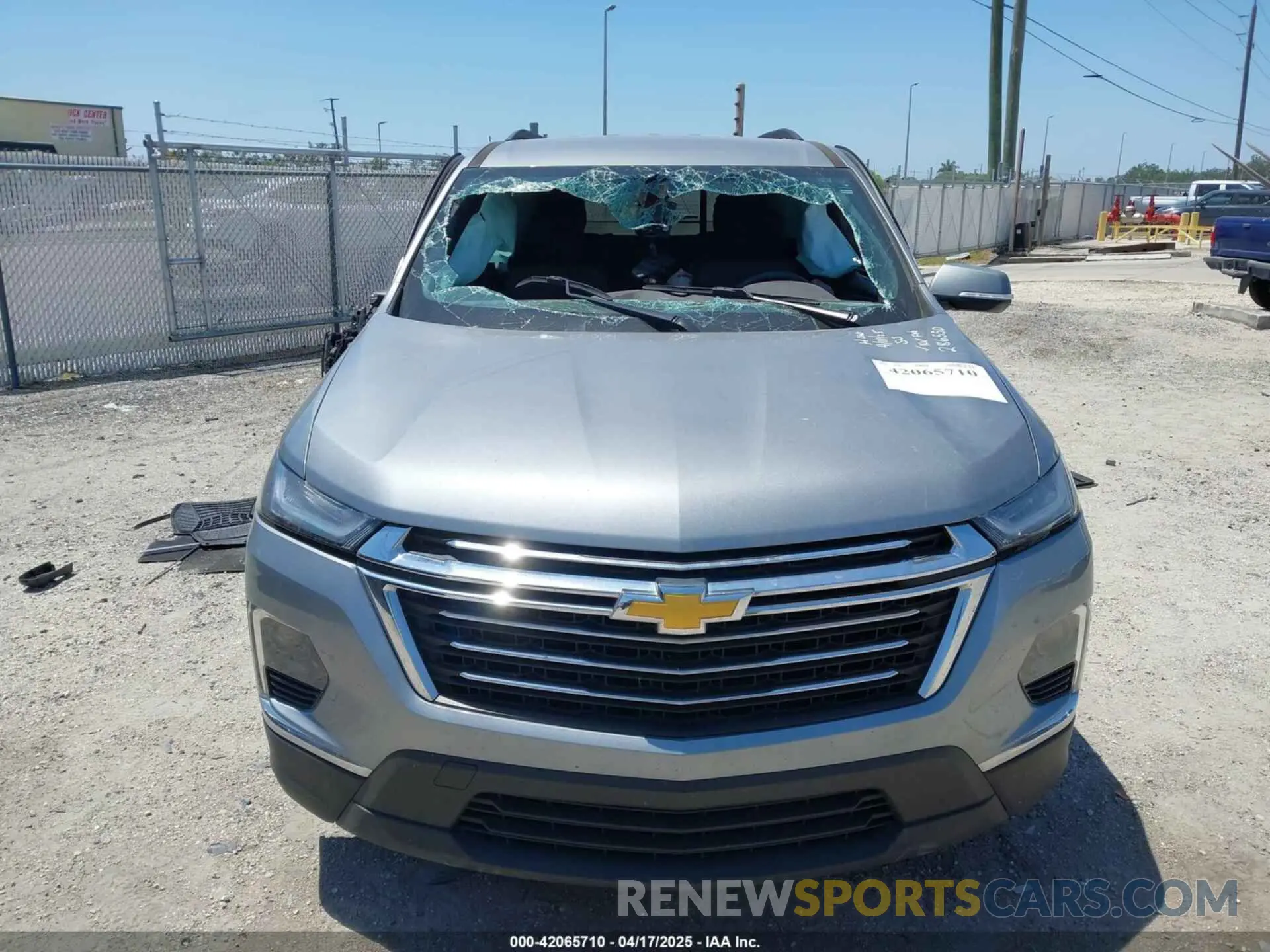 12 Photograph of a damaged car 1GNERGKW5PJ248875 CHEVROLET TRAVERSE 2023