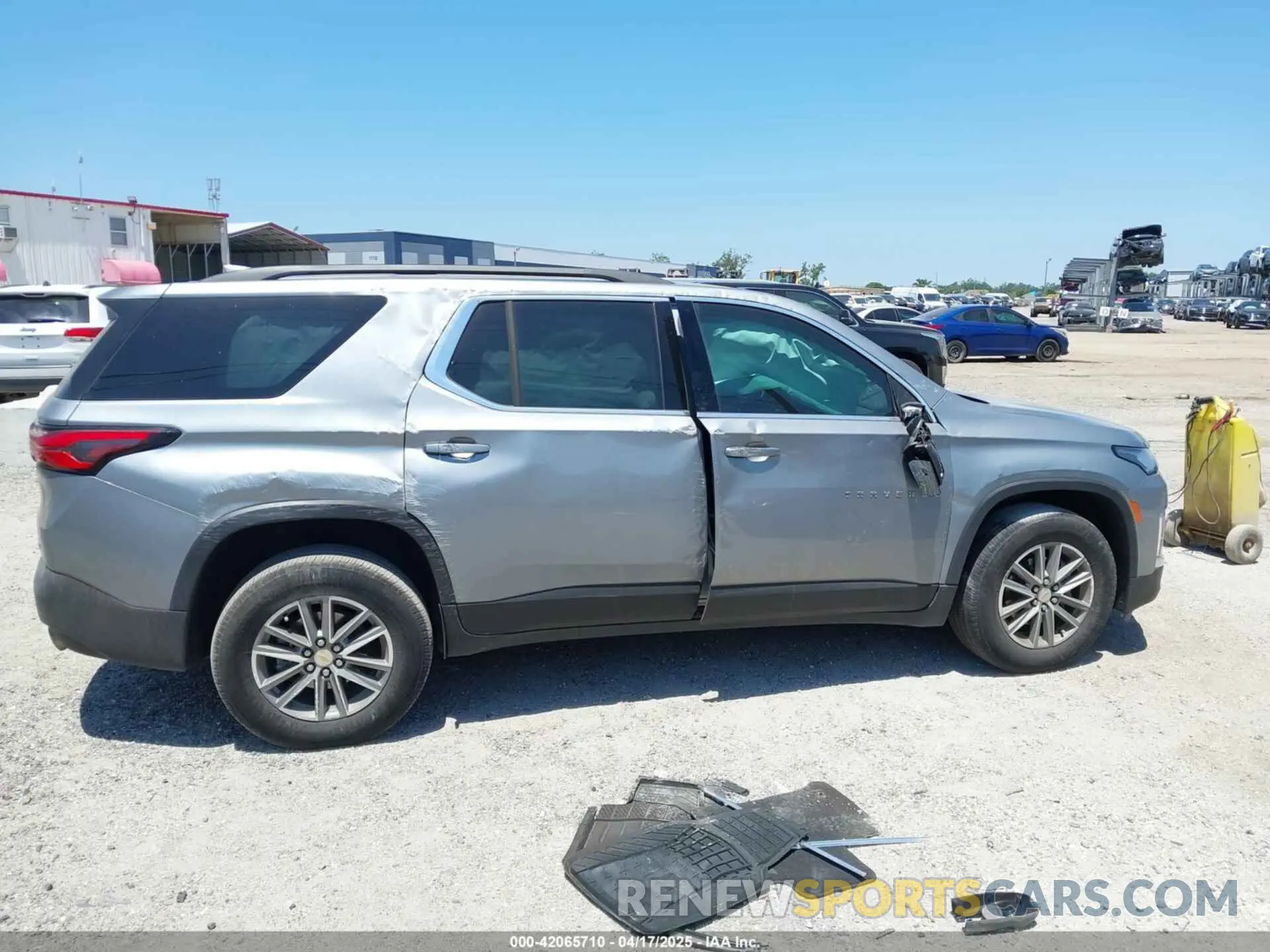 13 Photograph of a damaged car 1GNERGKW5PJ248875 CHEVROLET TRAVERSE 2023