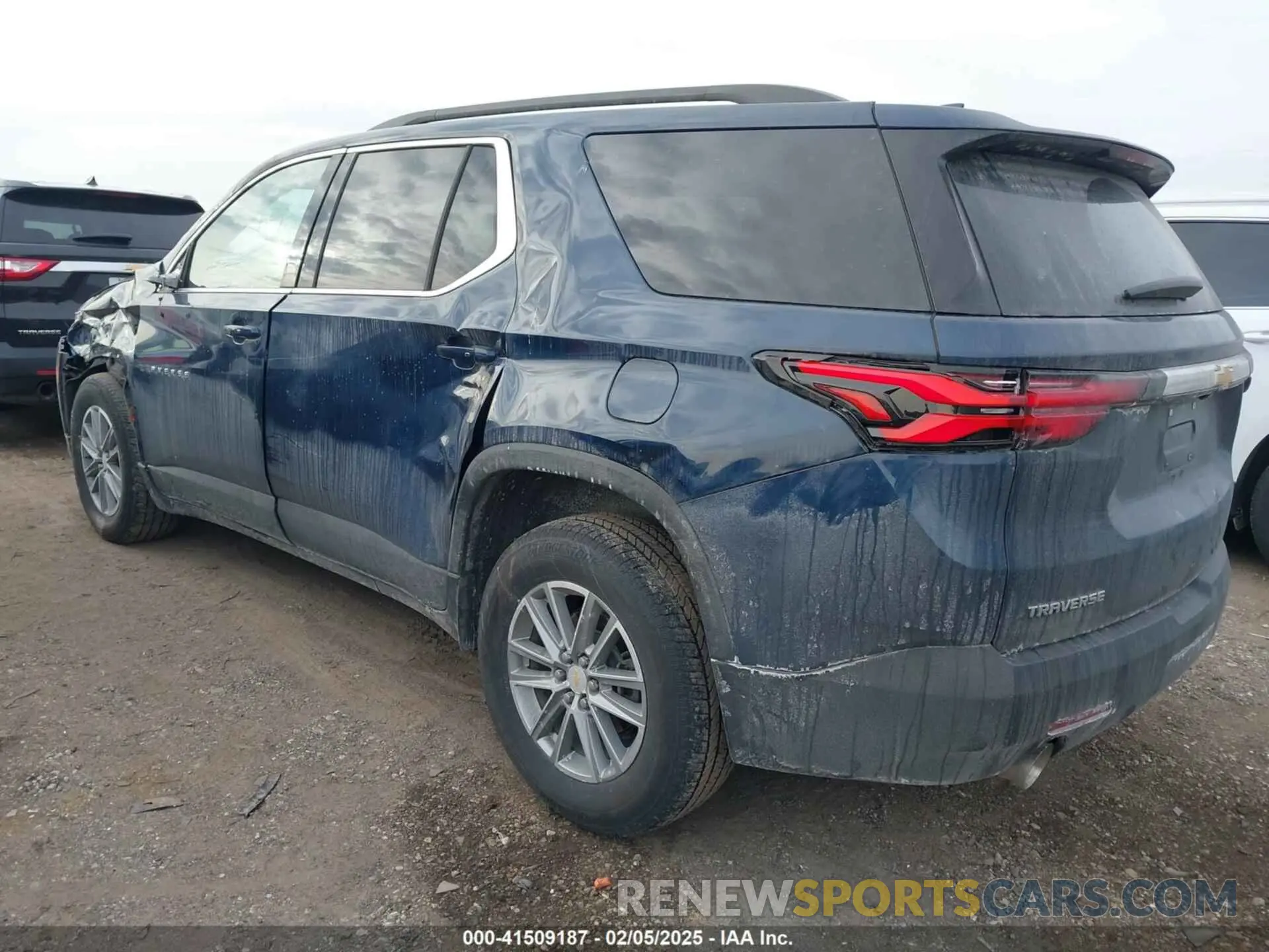 3 Photograph of a damaged car 1GNERGKW5PJ286607 CHEVROLET TRAVERSE 2023