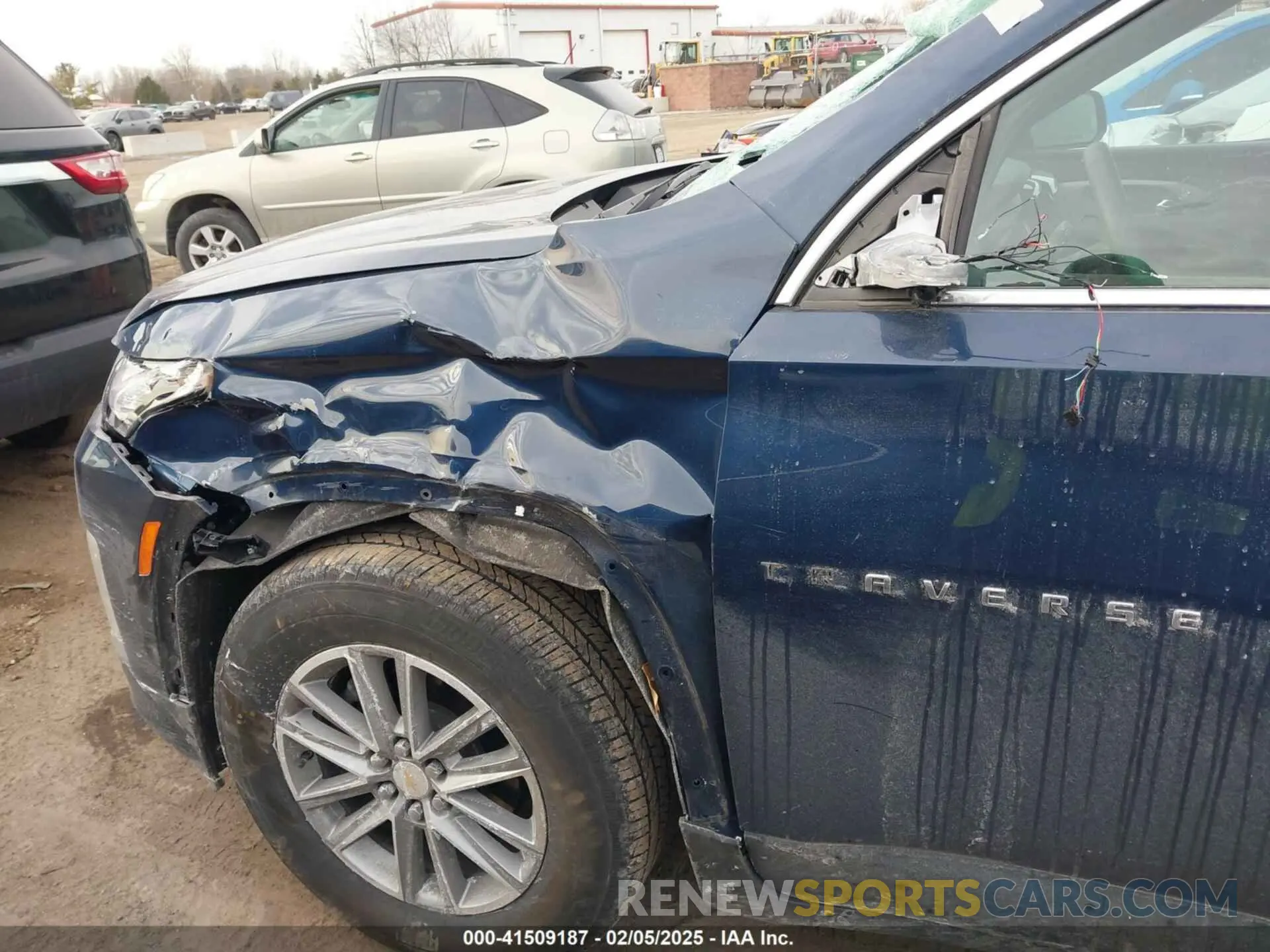 6 Photograph of a damaged car 1GNERGKW5PJ286607 CHEVROLET TRAVERSE 2023