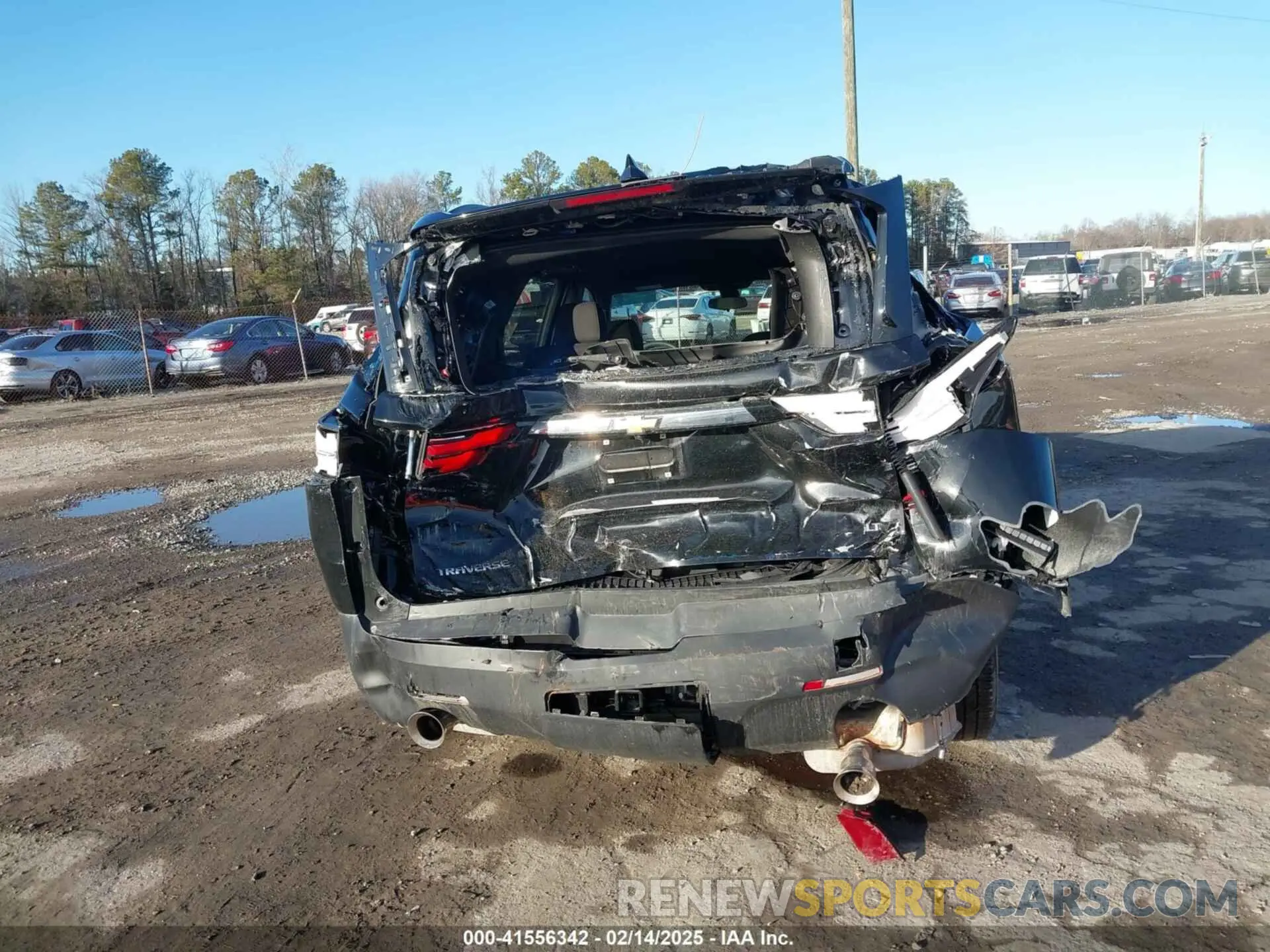 16 Photograph of a damaged car 1GNERGKW5PJ338740 CHEVROLET TRAVERSE 2023