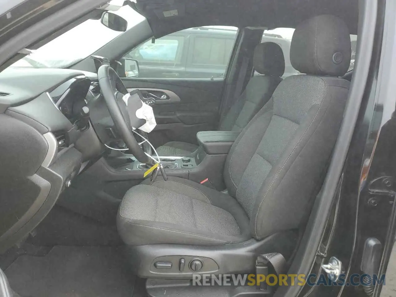 7 Photograph of a damaged car 1GNERGKW6PJ341369 CHEVROLET TRAVERSE 2023