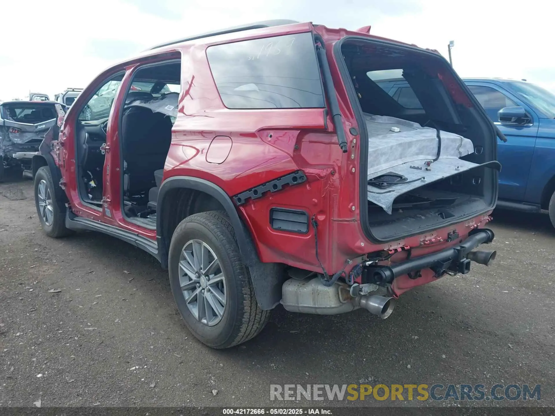 3 Photograph of a damaged car 1GNERGKW7PJ311989 CHEVROLET TRAVERSE 2023