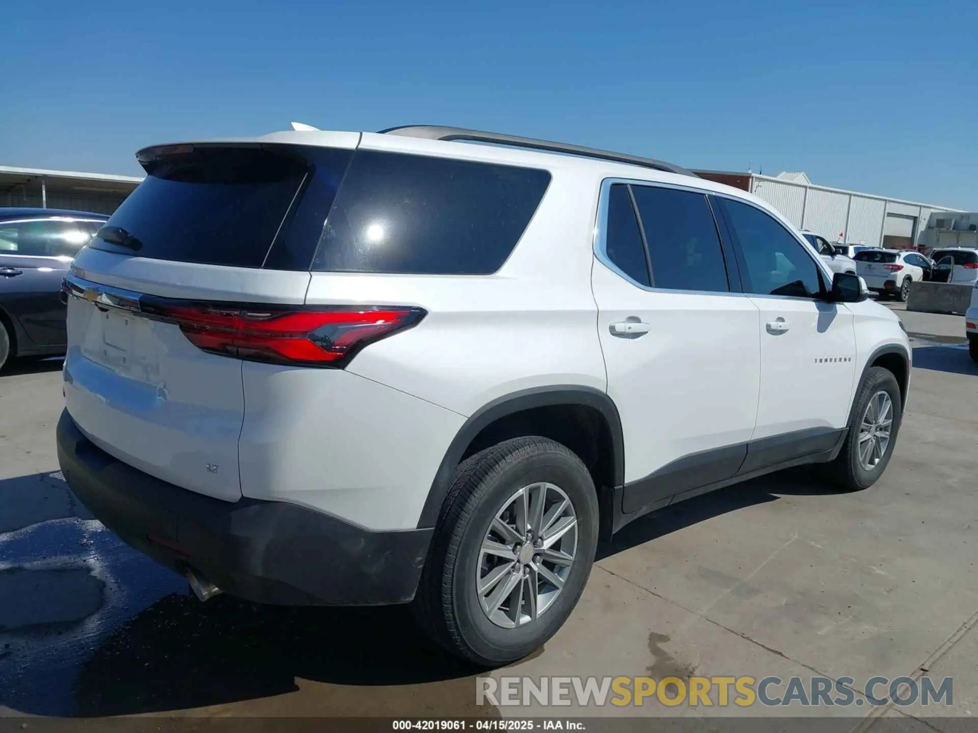 4 Photograph of a damaged car 1GNERGKW7PJ323950 CHEVROLET TRAVERSE 2023