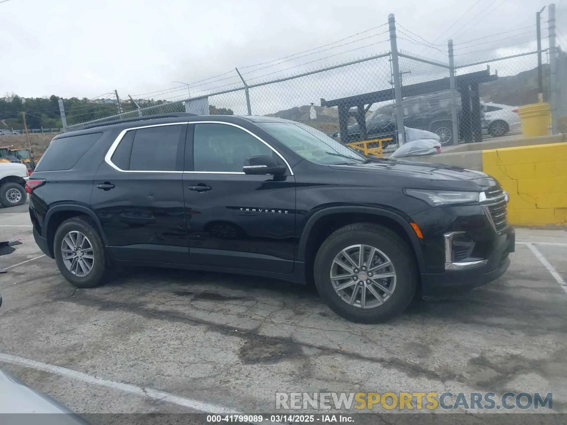 13 Photograph of a damaged car 1GNERGKW8PJ134174 CHEVROLET TRAVERSE 2023