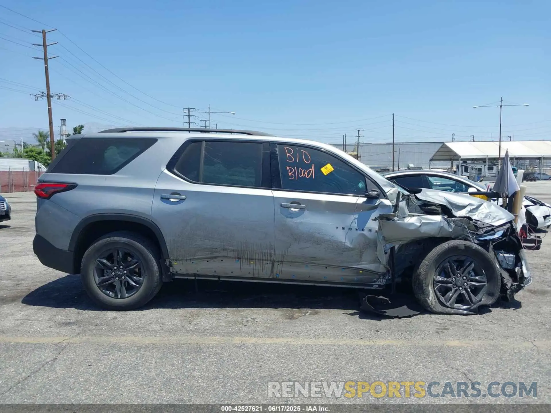14 Photograph of a damaged car 1GNERGKW8PJ166414 CHEVROLET TRAVERSE 2023