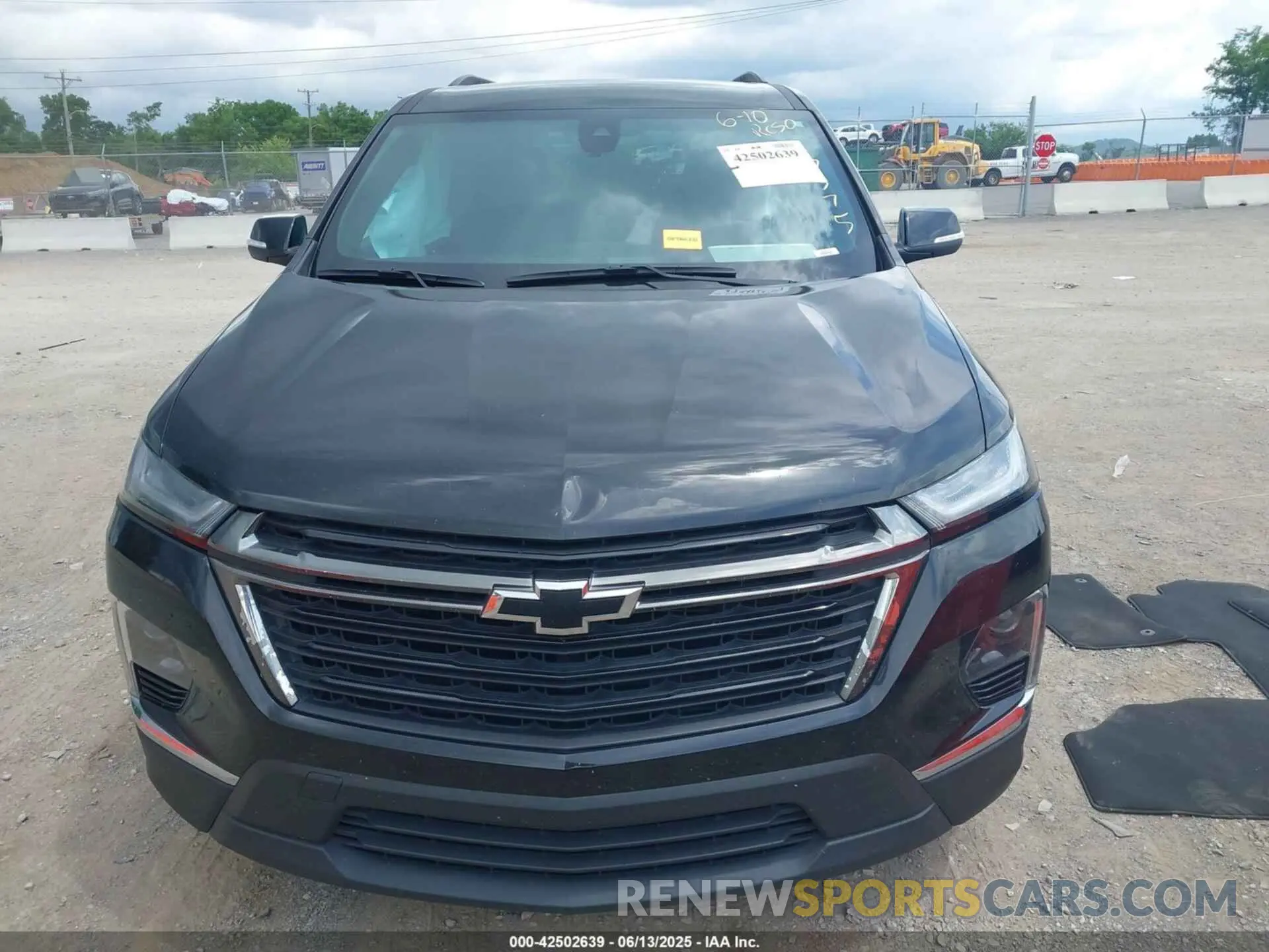 12 Photograph of a damaged car 1GNERGKW8PJ187375 CHEVROLET TRAVERSE 2023