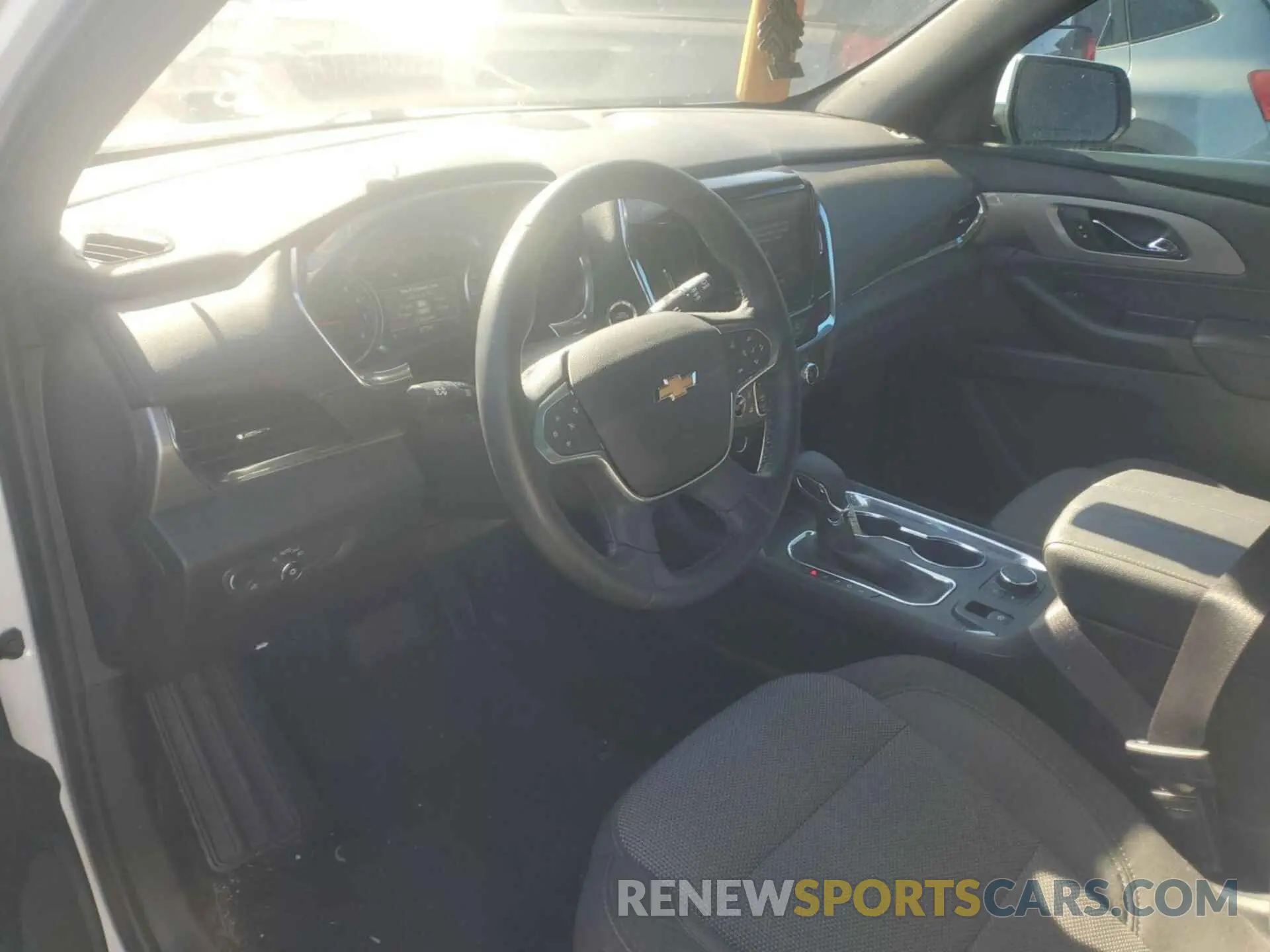 15 Photograph of a damaged car 1GNERGKW8PJ211562 CHEVROLET TRAVERSE 2023