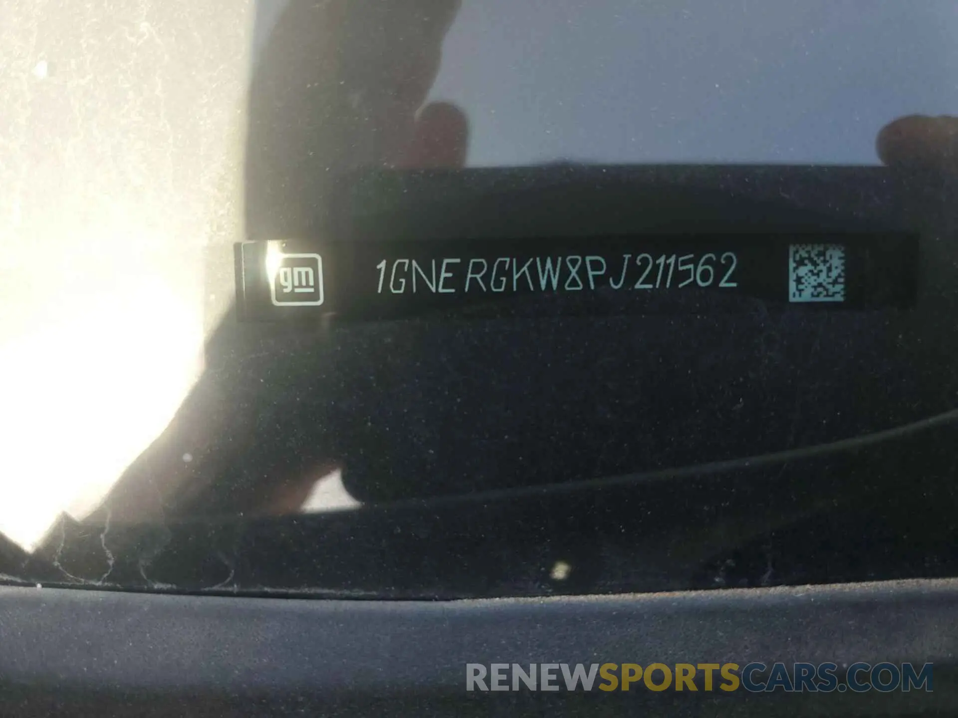 5 Photograph of a damaged car 1GNERGKW8PJ211562 CHEVROLET TRAVERSE 2023