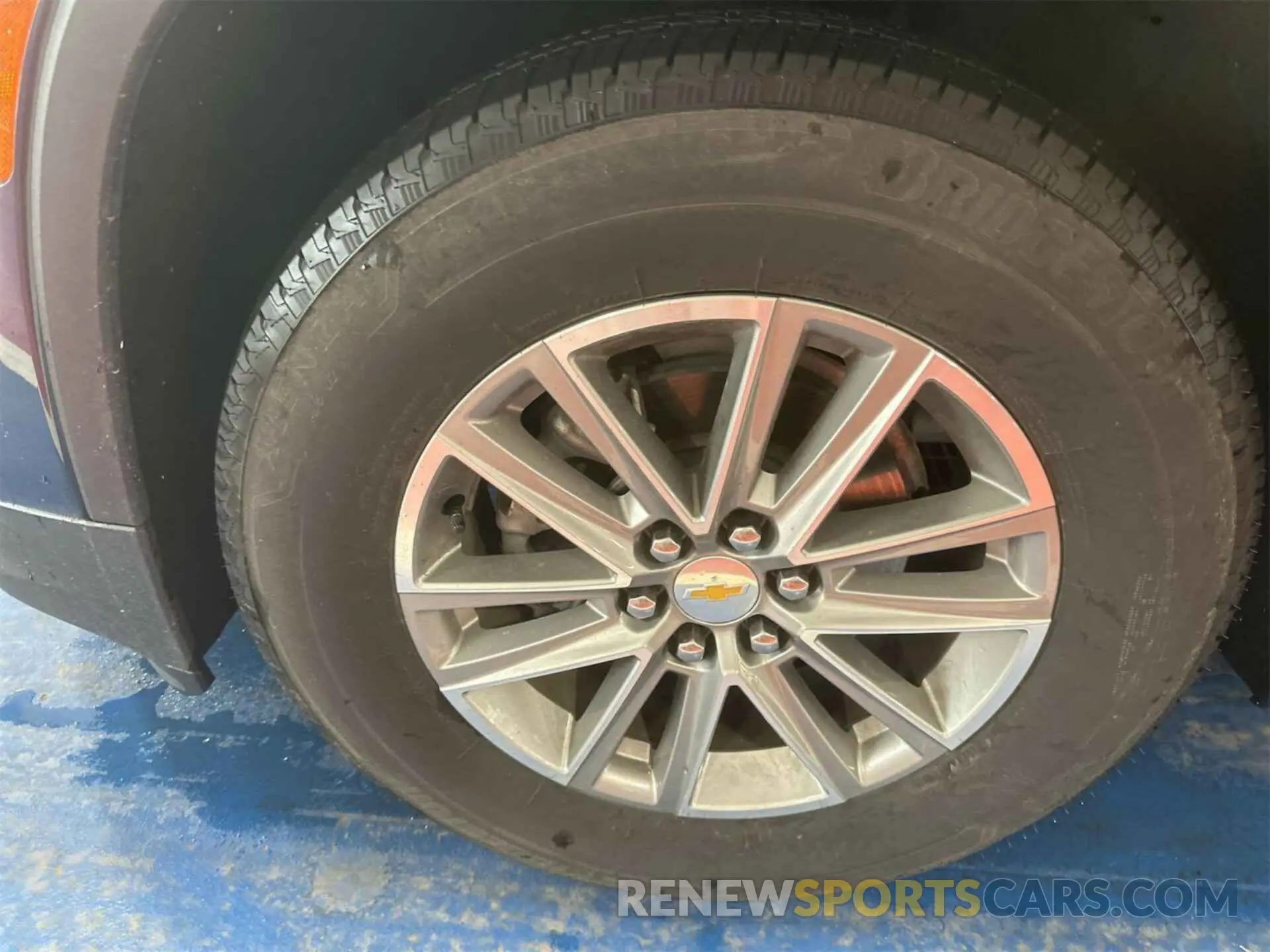 12 Photograph of a damaged car 1GNERGKW8PJ226367 CHEVROLET TRAVERSE 2023