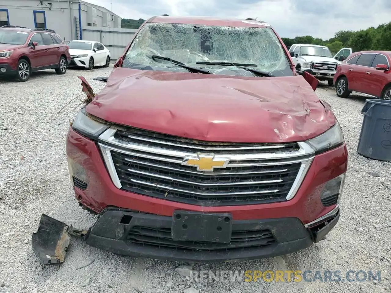 5 Photograph of a damaged car 1GNERGKW8PJ318272 CHEVROLET TRAVERSE 2023