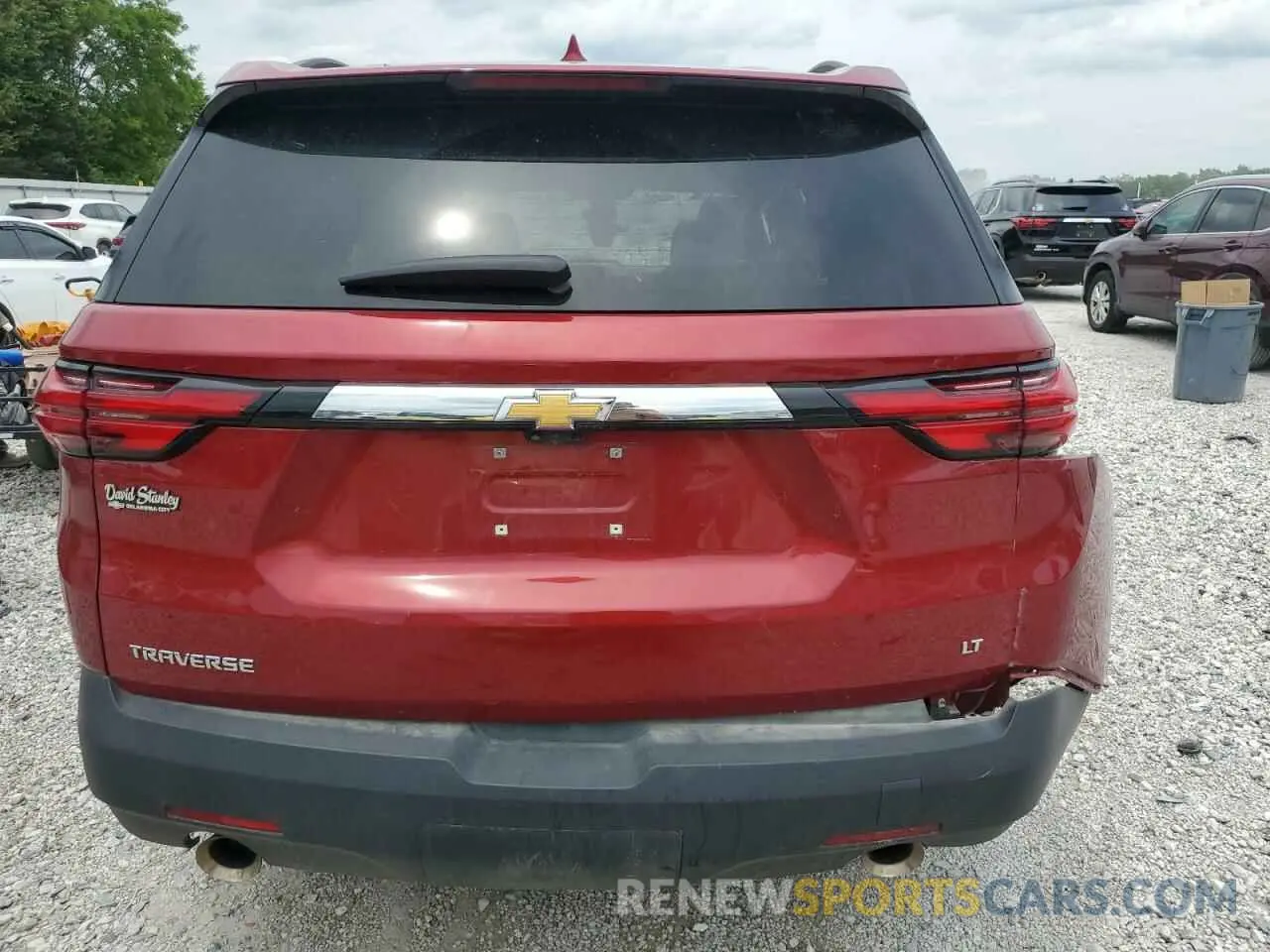 6 Photograph of a damaged car 1GNERGKW8PJ318272 CHEVROLET TRAVERSE 2023