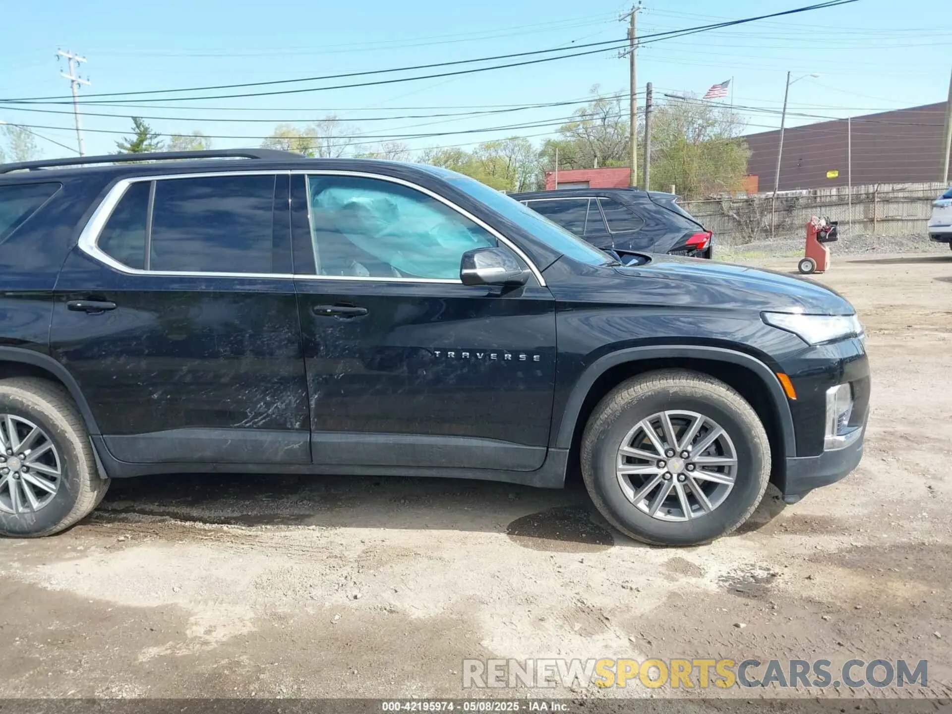 13 Photograph of a damaged car 1GNERGKW9PJ121255 CHEVROLET TRAVERSE 2023