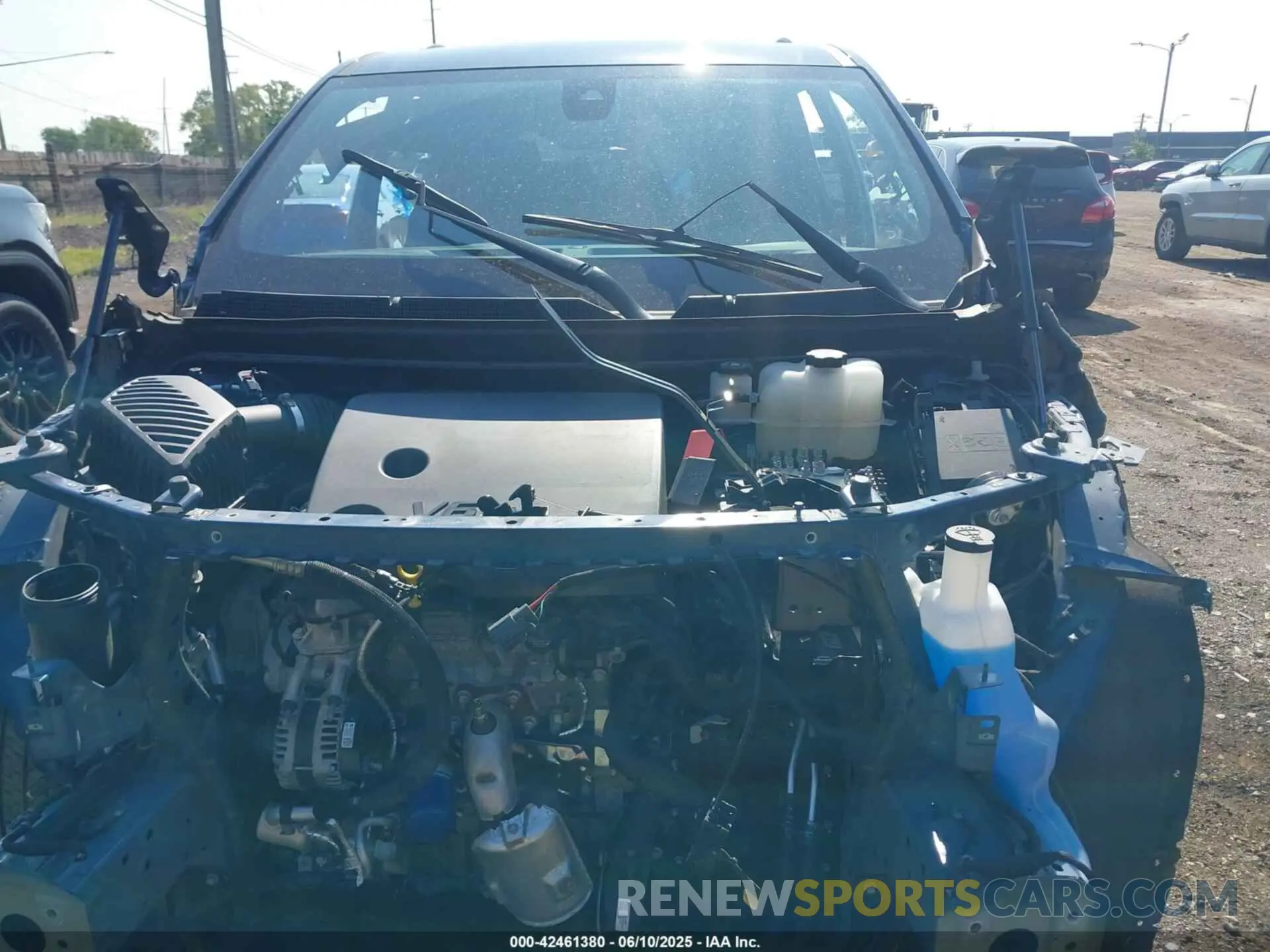 10 Photograph of a damaged car 1GNERGKW9PJ255392 CHEVROLET TRAVERSE 2023