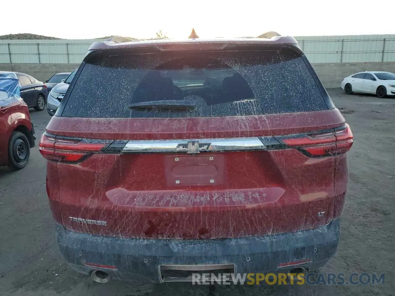 6 Photograph of a damaged car 1GNERGKWXPJ117344 CHEVROLET TRAVERSE 2023