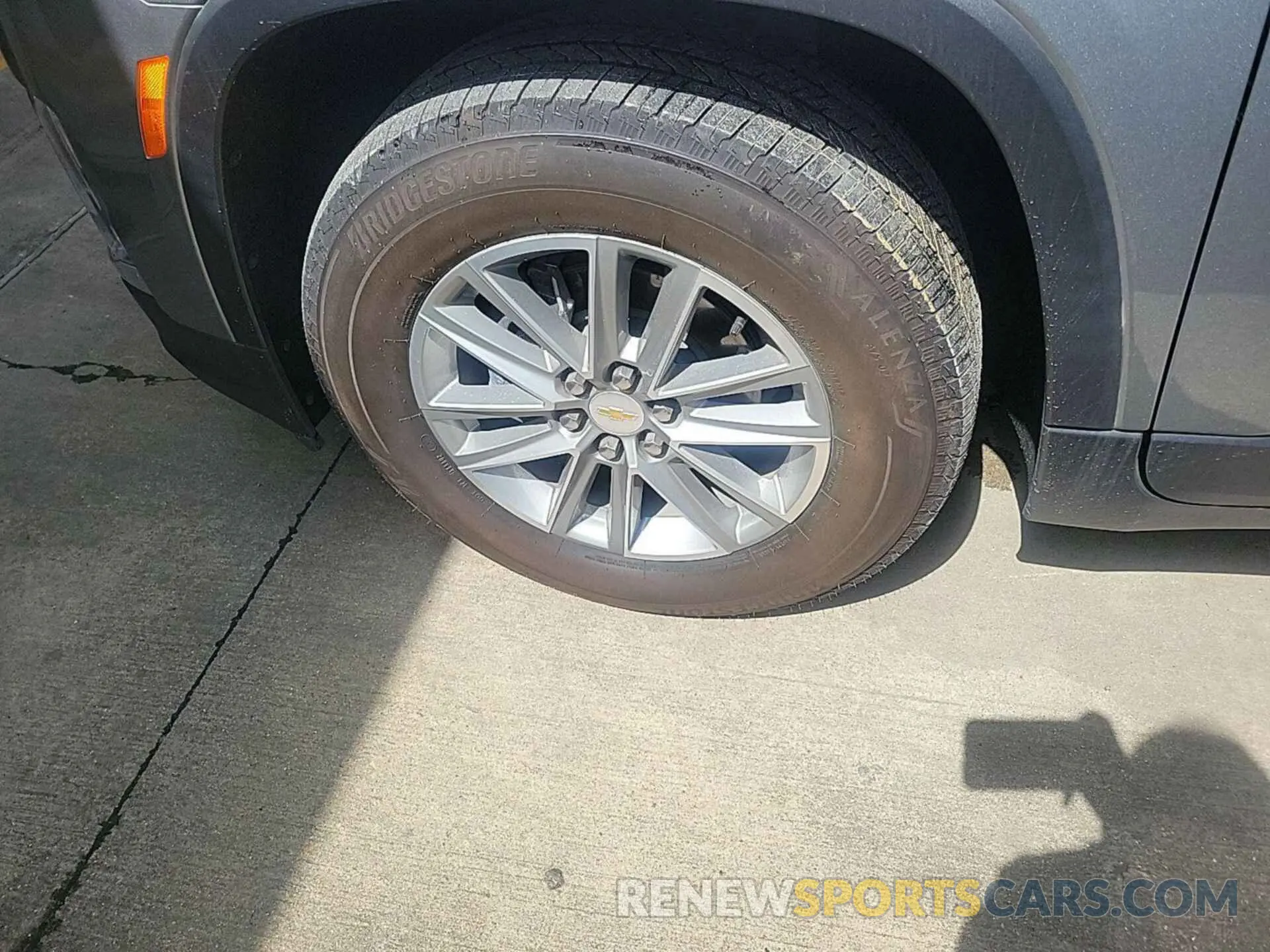15 Photograph of a damaged car 1GNERGKWXPJ247091 CHEVROLET TRAVERSE 2023